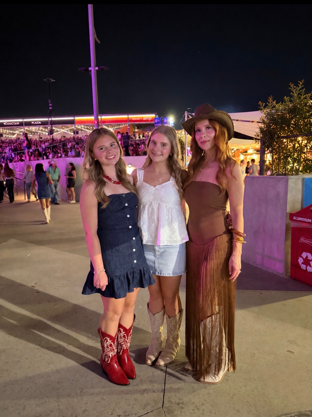 Fringe, fall outfit, country concert, revolve

#LTKootd #LTKOver40 #LTKSeasonal