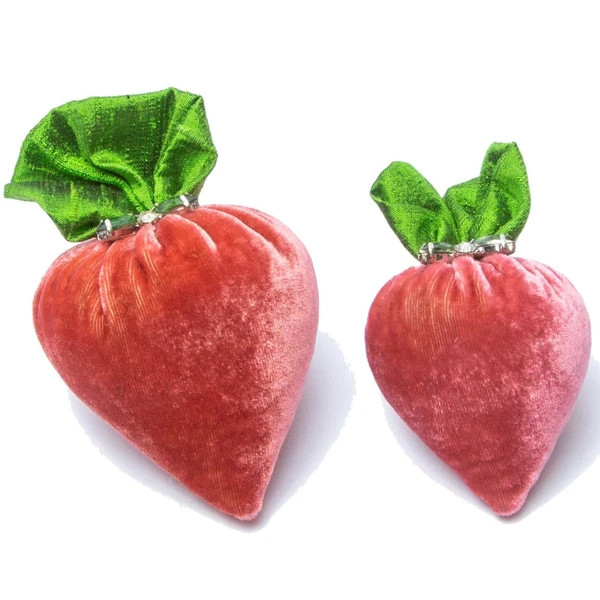 Rhubarb Seedless Silk Velvet Strawberry | Hot Skwash