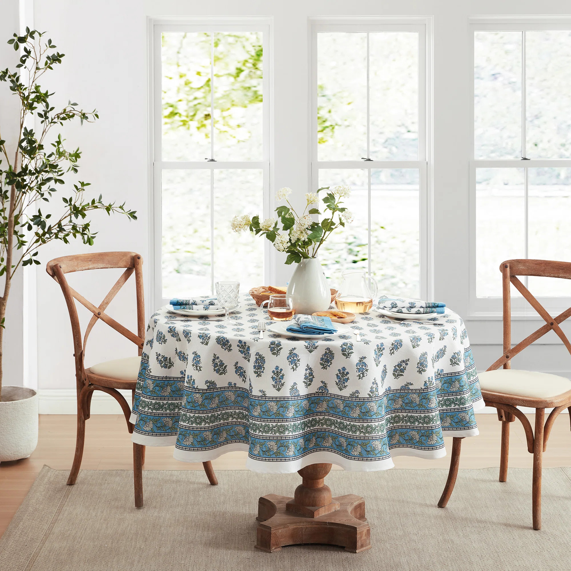 Tropez Block Round Geometric Polyester Tablecloth | Wayfair North America