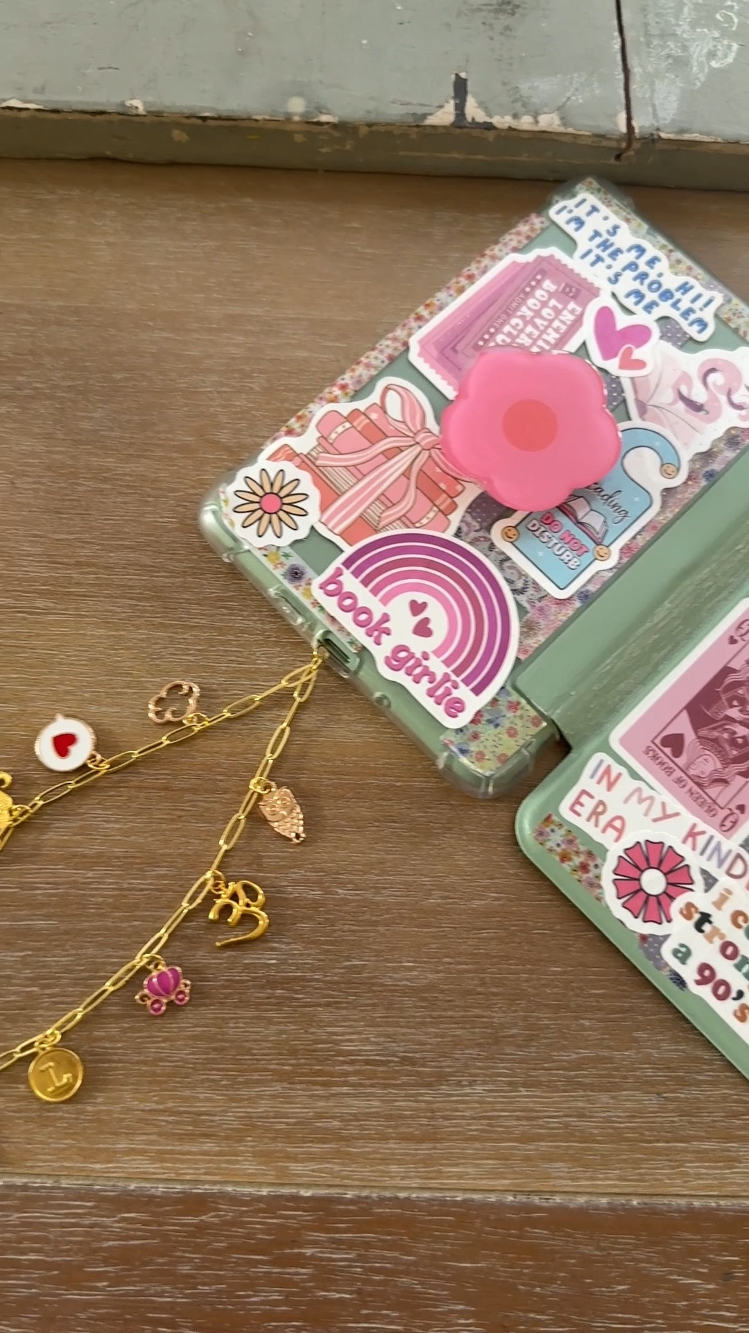 Are we obsessed!? 🤩 

Nothing is safe from me when it comes to charm necklaces/bracelets 🤣🤷🏼‍♀️

#LTKFindsUnder100 #LTKFindsUnder50 #LTKStyleTip