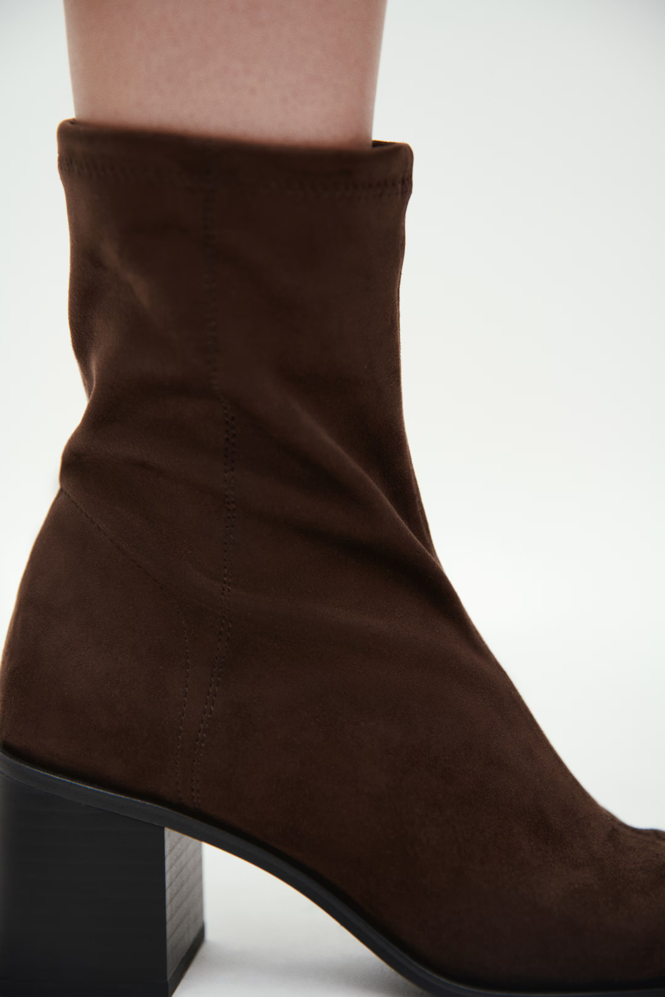Hohe Stiefeletten | H&M (DE, AT, CH, NL, FI)