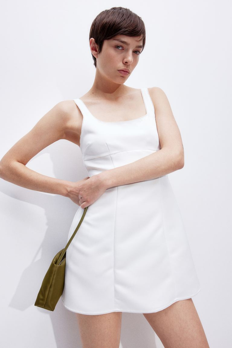 Dress with Flared Skirt - Low-cut Neckline - Sleeveless - White - Ladies | H&M US | H&M (US + CA)