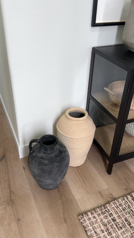 My large terracotta vase is finally back in stock! And it’s 30% off! 

The black vase is an old homegoods vase that I painted, but I linked one that’s a similar shape, you could easily paint it  

#LTKFindsUnder50 #LTKSaleAlert #LTKHome
