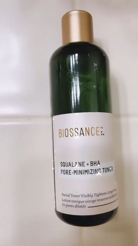 #Biossancegiftedme @biossance @sephora #Biossance #Sephora #octolyfamily

I love a good toner in the morning and also before bedtime. This one helps to prep my skin and also remove any extra dirt. It’s super gentle and doesn’t over dry my skin.

I’d show you my final look, but Reels wasn’t cooperating with me and it had cut off my final look. 🤦🏻‍♀️ Oh well, at least I can count on this toner to get it together. 👍🏼

What do you look for in a toner? Comment below!

https://www.octoly.com/c/hhn0x/r/hb9n8

#latina #hispanic #pdx #pdxpeople #portland #oregon #pnw #northwest #latinablogger #styleblogger #pdxblogger #oregonblogger #pnwblogger #portlandblogger #biossance #biossancetoner 

#LTKbeauty #LTKGiftGuide #LTKVideo