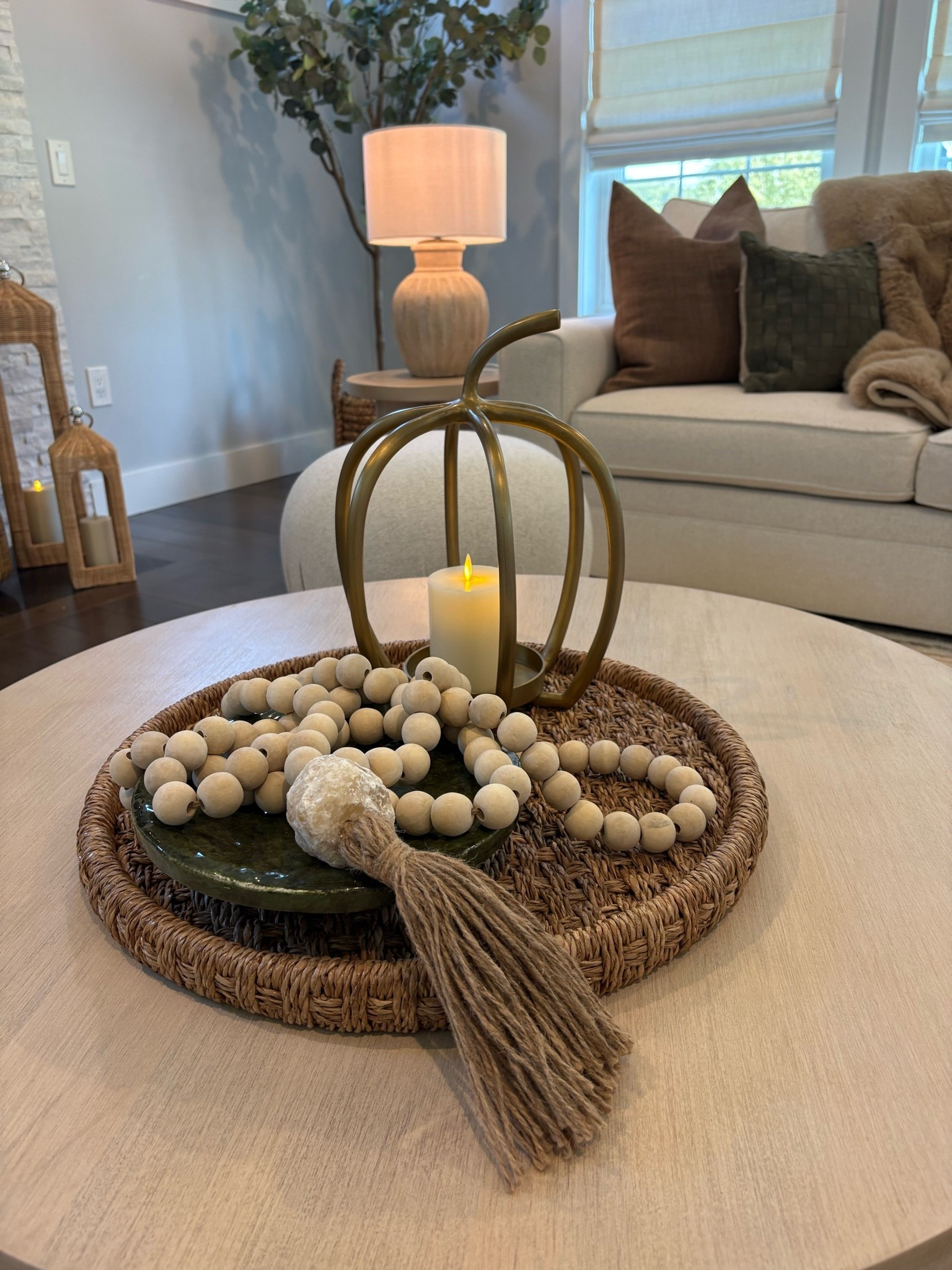 Fall coffee table centerpiece 🍂

#LTKHome #LTKSeasonal