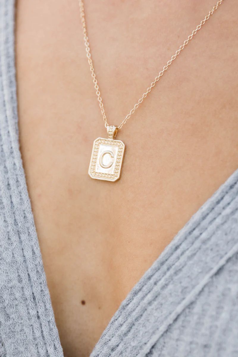 Unique And Chic Gold Tag Initial Necklace | The Pink Lily Boutique