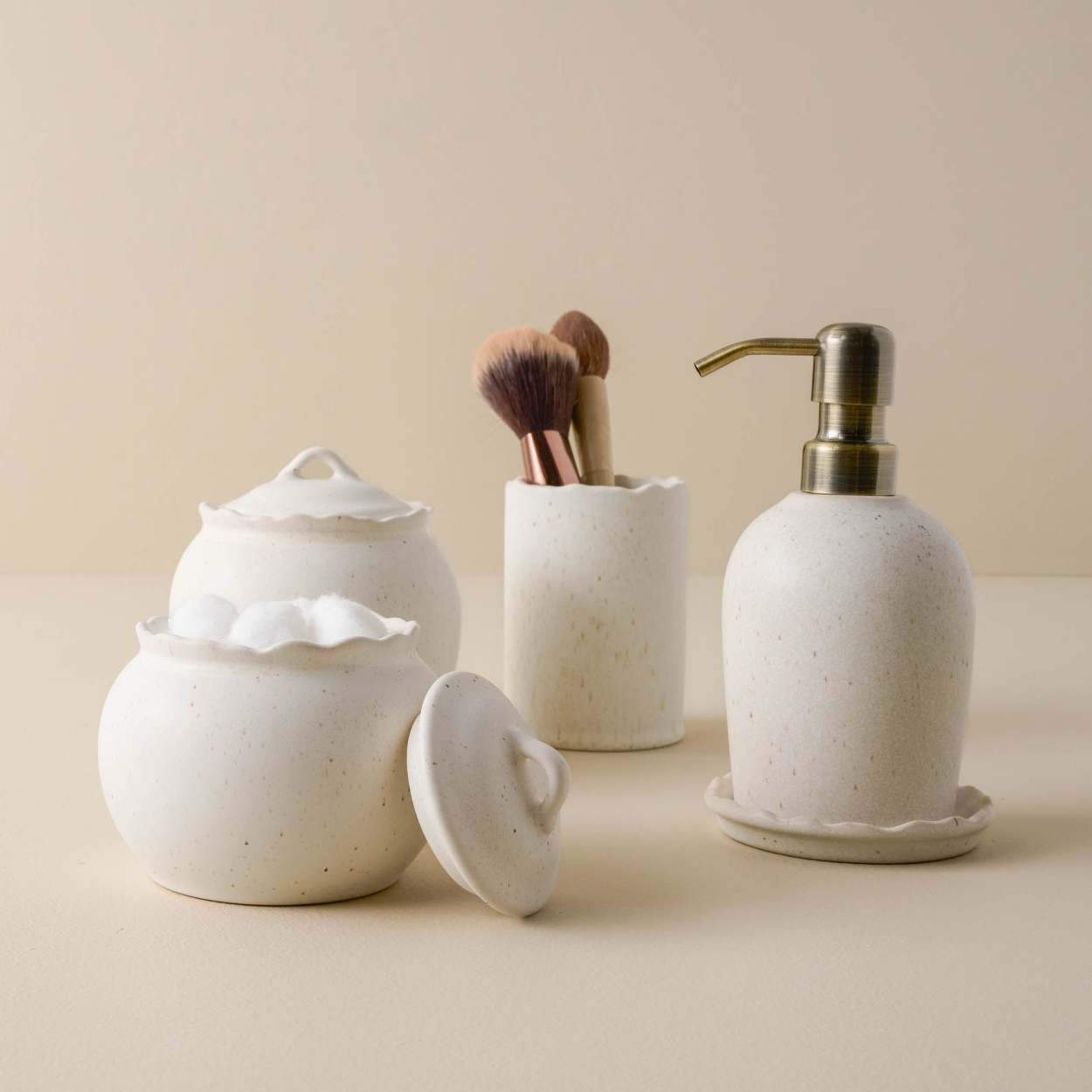 Faye Ceramic Canister | Magnolia