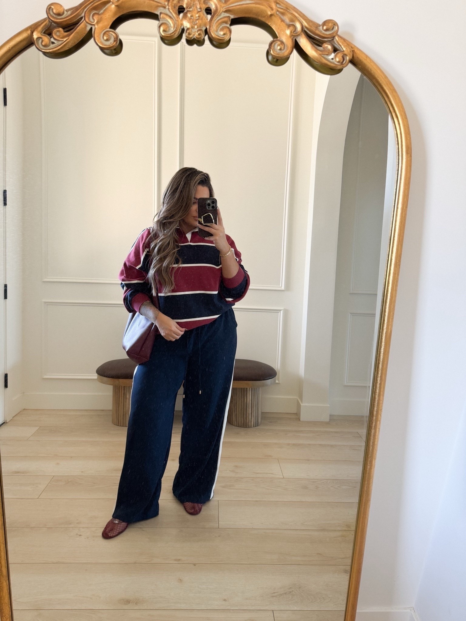 My exact color shirt is sold out now on Aritzia but linked similar wearing a L 
Pants size 12 
Shoes tts 
#ootd #amazon #aritzia 

Follow my LTK @shaynaslife on the @shop.LTK app to view this post and get my exclusive app-only content!

#liketkit 
@shop.ltk
https://liketk.it/5Bf2r

#LTKFindsUnder50 #LTKMidsize #LTKSaleAlert