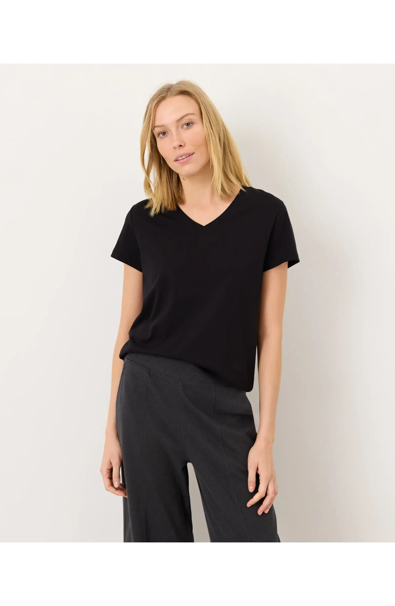 Organic Cotton Women's Softspun Essential V-Neck Tee | Nordstrom