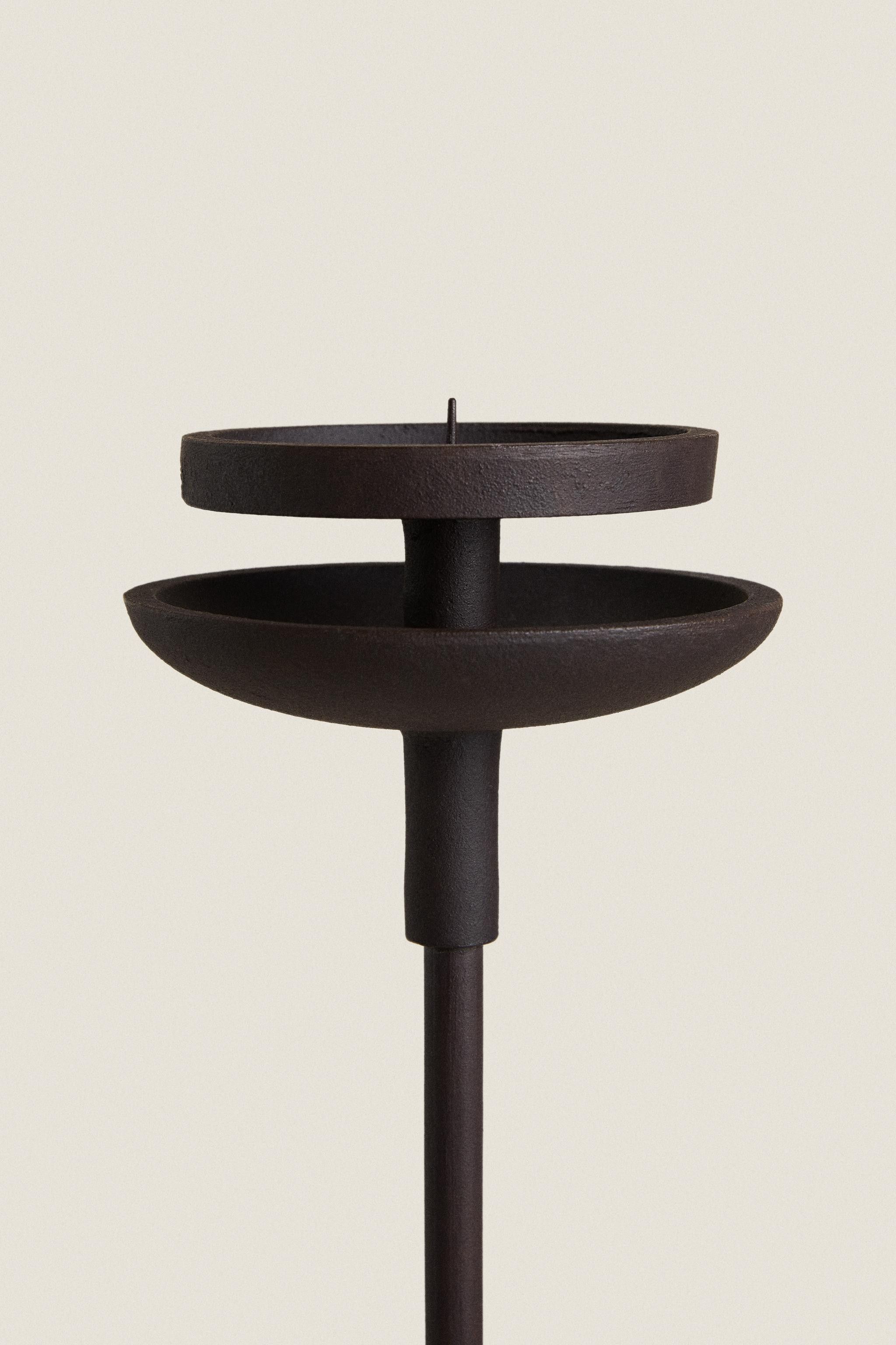 TRIPOD CANDLESTICK | Zara US