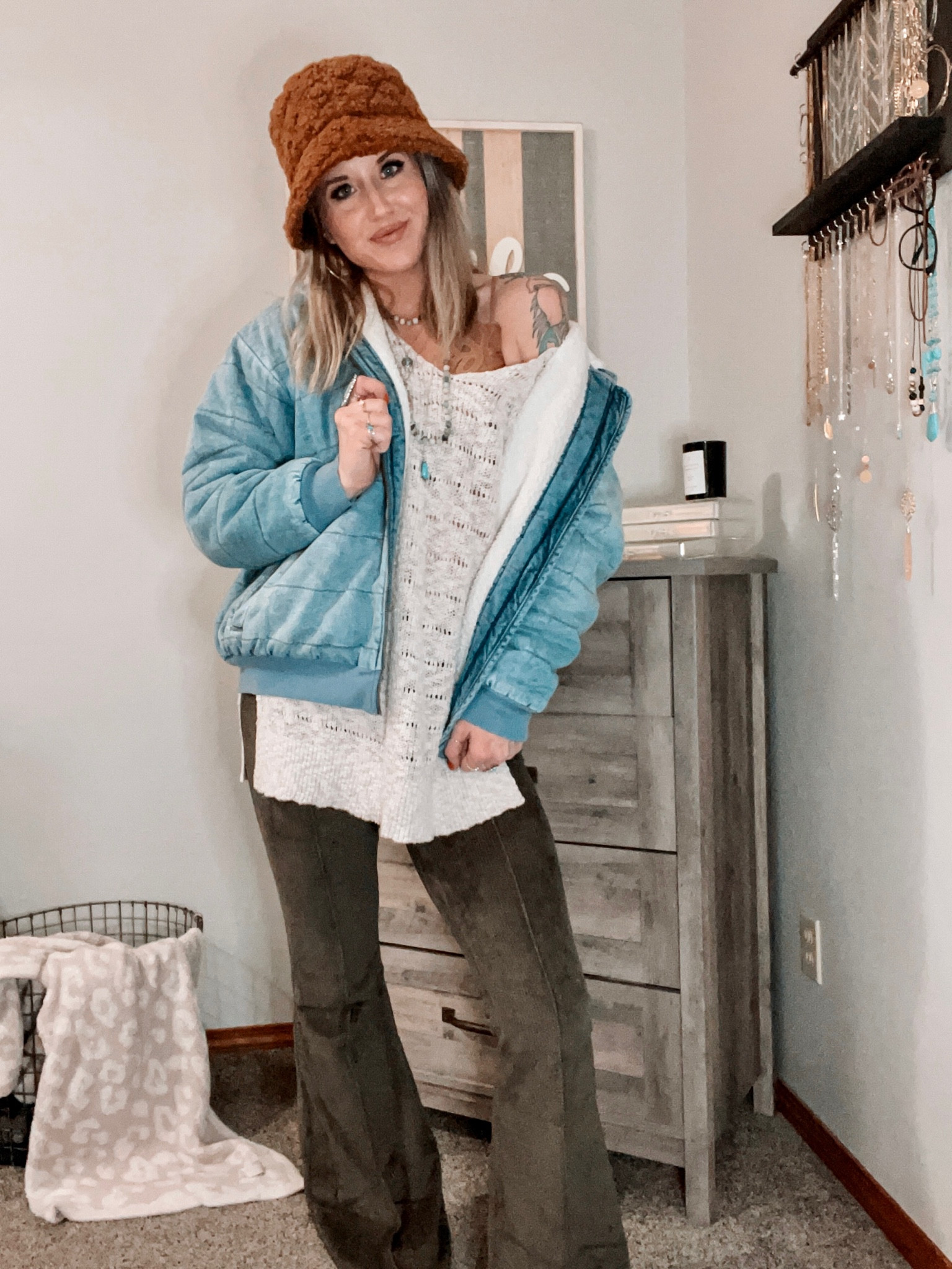 Winter “taking my kids to the dentist” vibes | wearing all American Eagle/Aerie | accessories are target and Amazon 


#winterstyle #sherpa #comfycasual #americaneagle #aeriereal

#LTKunder50 #LTKSeasonal #LTKsalealert
