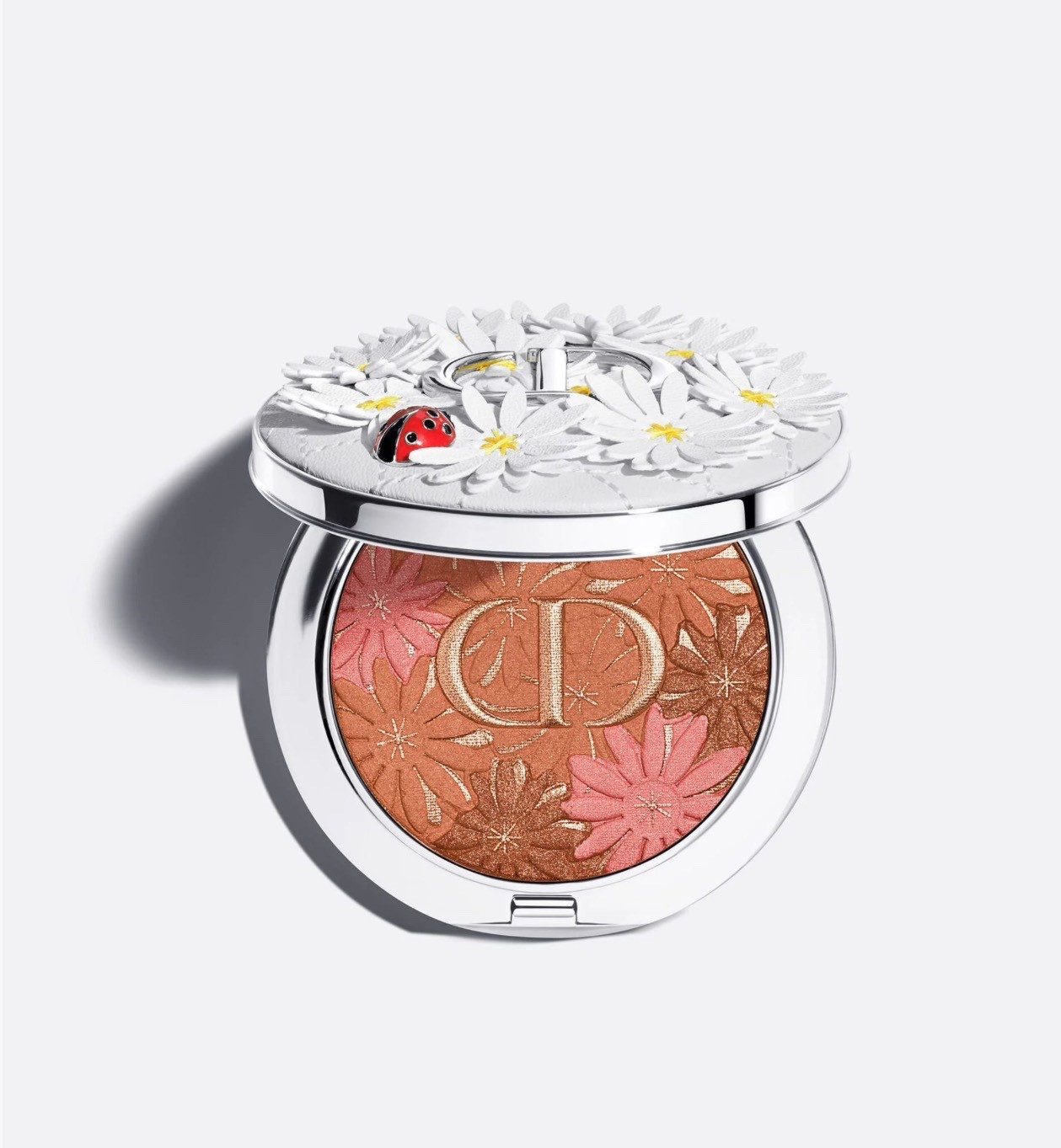 Such a gorgeous compact!  

🔎 mother’s Day gifts, gifts for the women in your life on MOTHER’s day, DIOR, beauty products, DIOR Beauty, limited edition beauty products, styled with bags

#LTKBaby #LTKSeasonal #LTKMothersDay