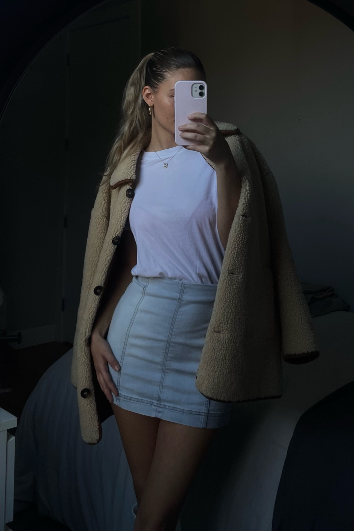 fall outfits, fall style, tote bag, basic outfit, casual outfit, trendy, outfit inspiration, ootd, outfit ideas

#LTKfindsunder50 #LTKfindsunder100 #LTKstyletip