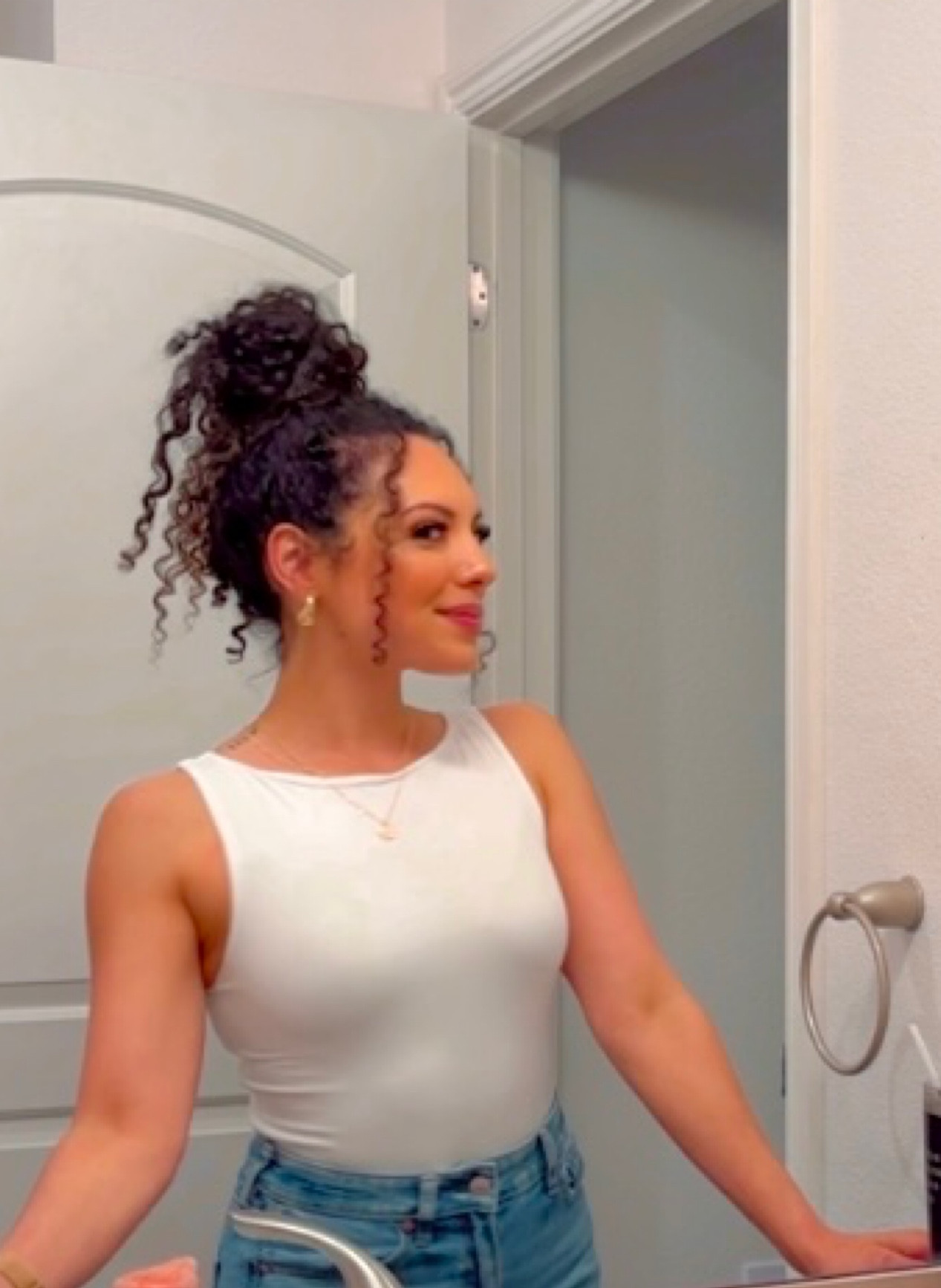 Linked my current favorite white bodysuit, American Eagle jeans, gold necklace, and gold earrings 🌻 

#LTKstyletip #LTKfindsunder50 #LTKfindsunder100