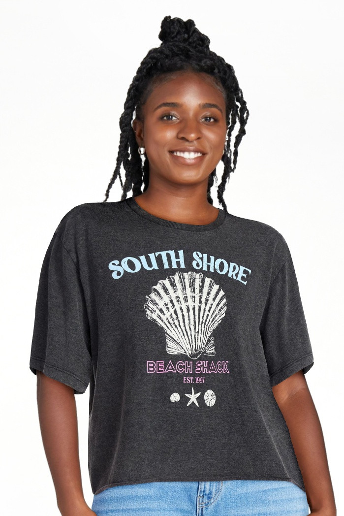 No Boundaries Boxy Cropped Graphic Tee, Women's XXS-XXL | Walmart (US)