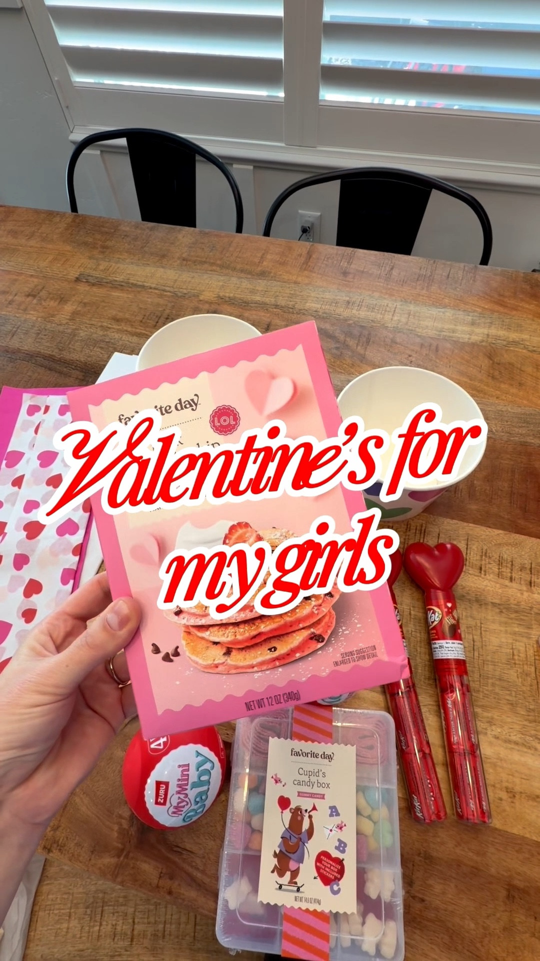 Valentines Day is next week! Do you get your kiddos something for the special day??💕❣️

#LTKValentine #LTKfoodie #LTKSeasonal