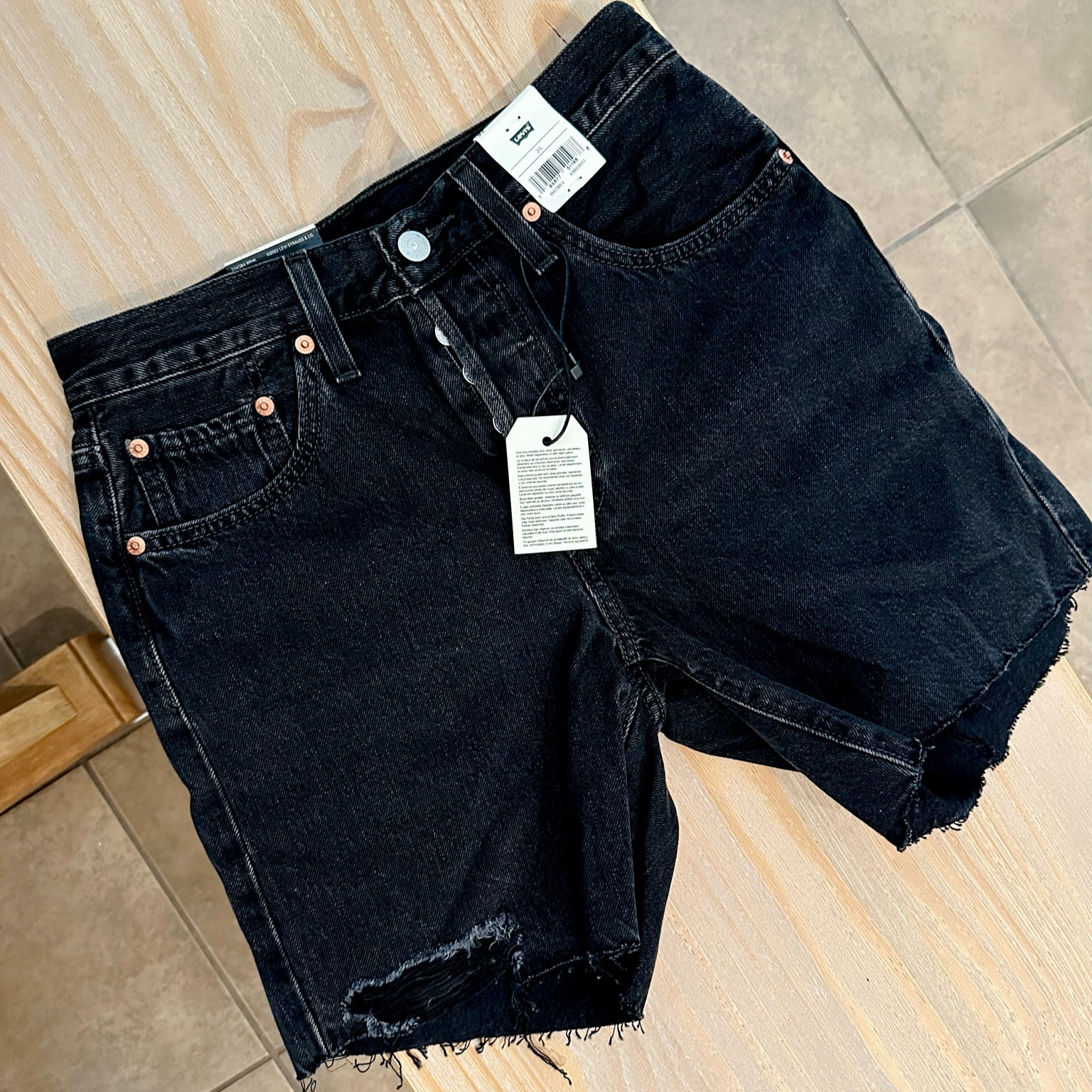 Levi’s on sale 😍 I wear a size 26