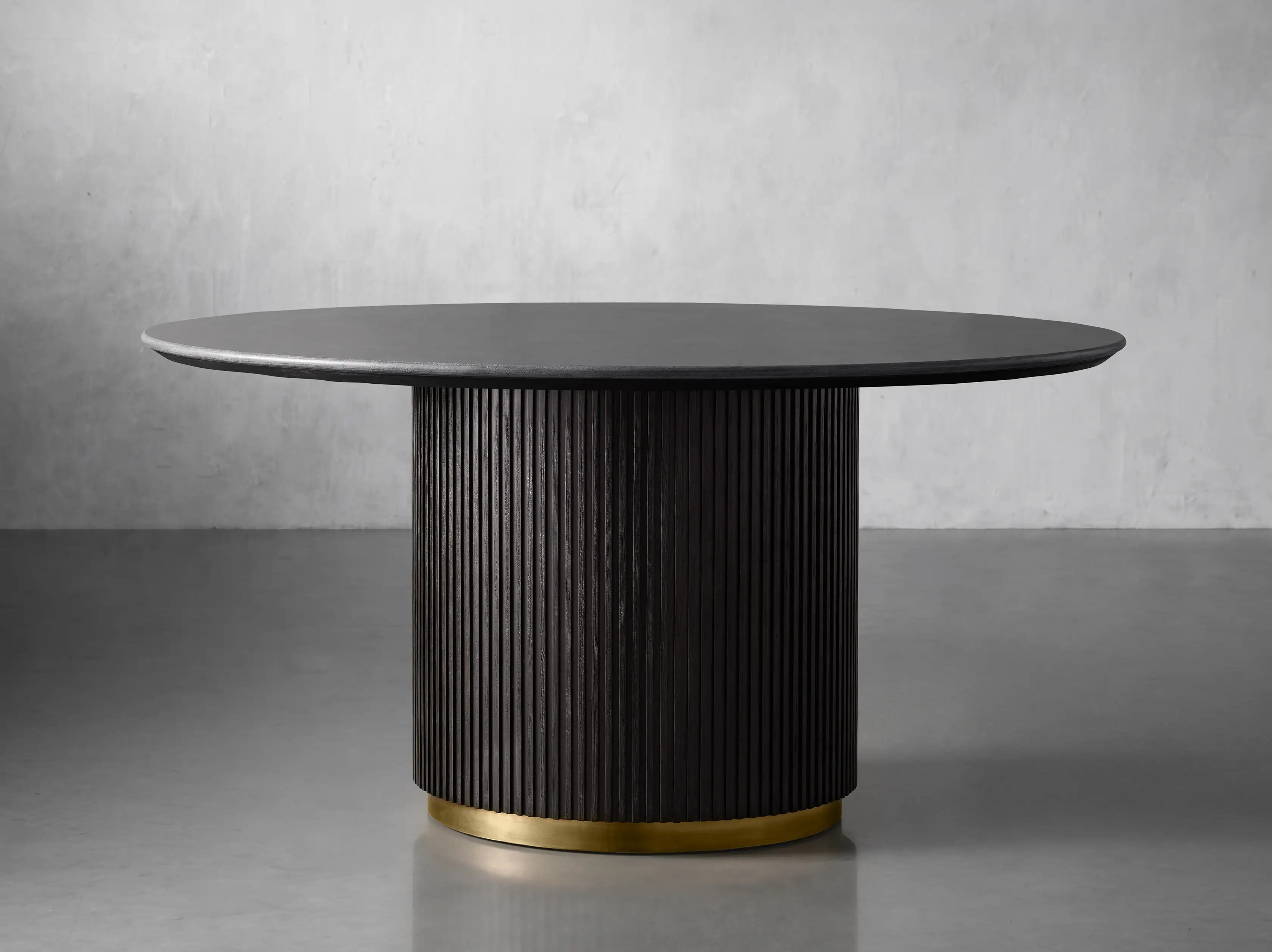 Finnley Round Dining Table | Arhaus