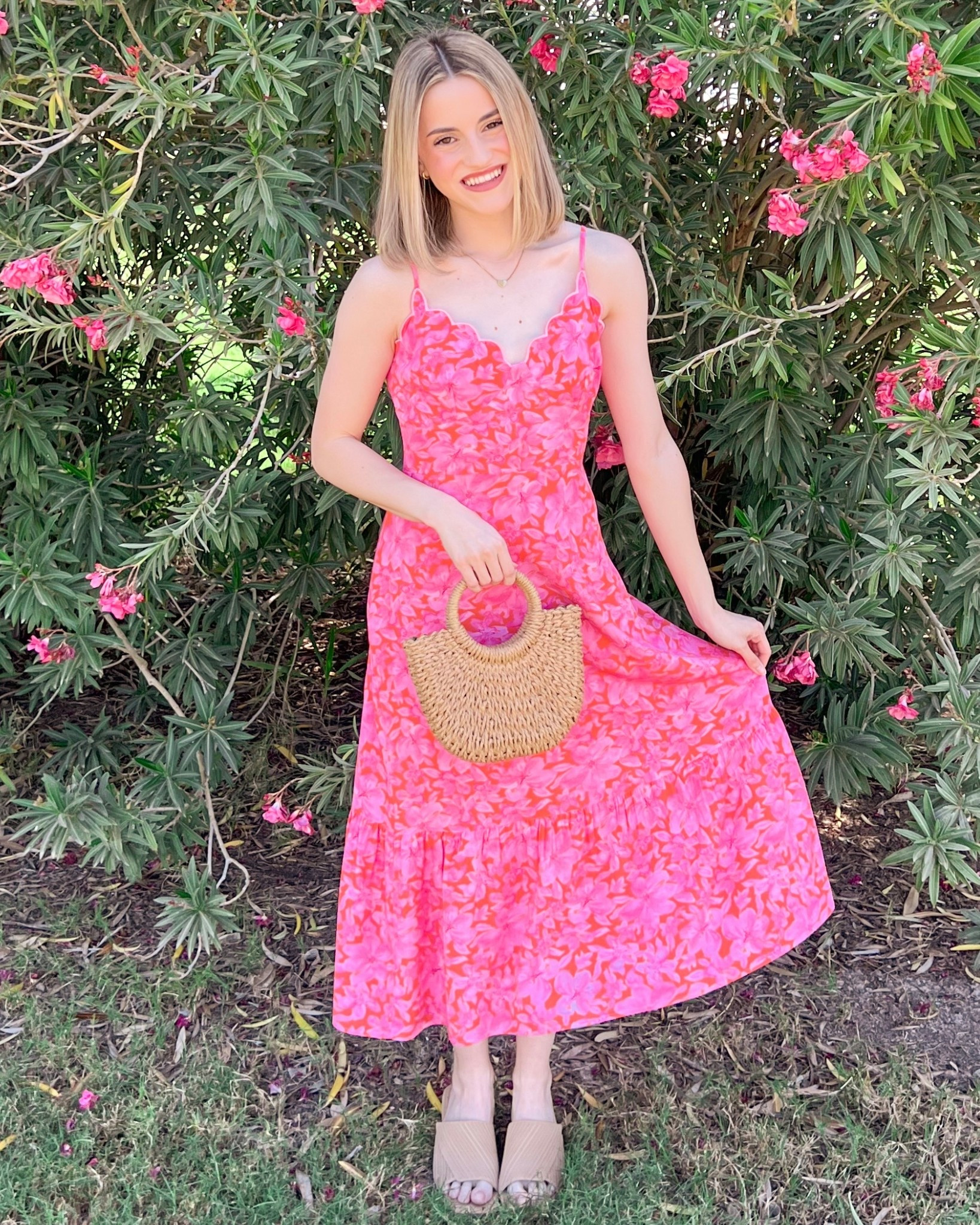 spring outfit 🩷
dress: size small (use code “gamez15”)
mules: size 6.5

#LTKTravel #LTKSeasonal #LTKootd