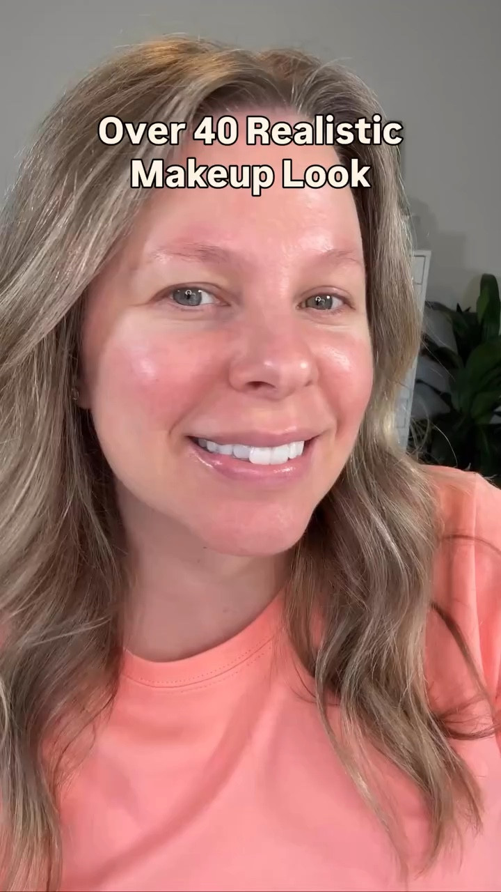 From bare face to everyday mom makeup! I'm all about keeping it simple and easy, so follow along for more inspiration if you're a fellow busy mom of two like me! 

Happy to share all of the products I used, just let me know in the comments below. 

@lauramercier tinted blur balm, @itcosmetics cream blush, @saiebeauty bronzer, @thrivecausemetics eyeshadow and mascara, @kulfi.beauty lip liner, @versed lip balm, @charlottetilbury flawless finish powder

#LTKgrwm #LTKBeauty #LTKmomlife