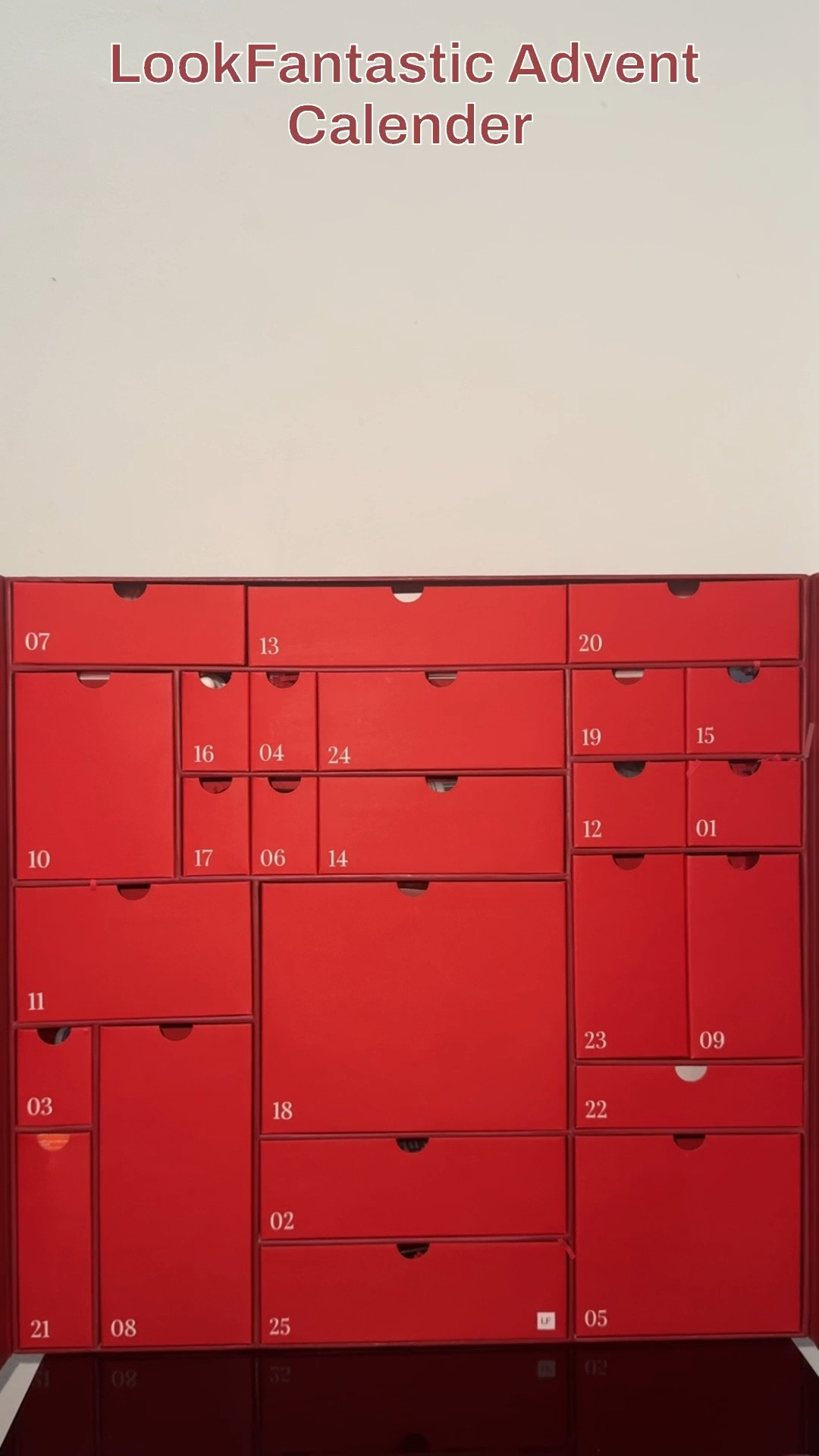 ✨LOOKFANTASTIC ✨ The Beauty Advent Calendar (Worth Over £655)
.
.
.
#adventcalender #lookfantastic #bargain

#LTKfestive #LTKgiftguide #LTKbeauty