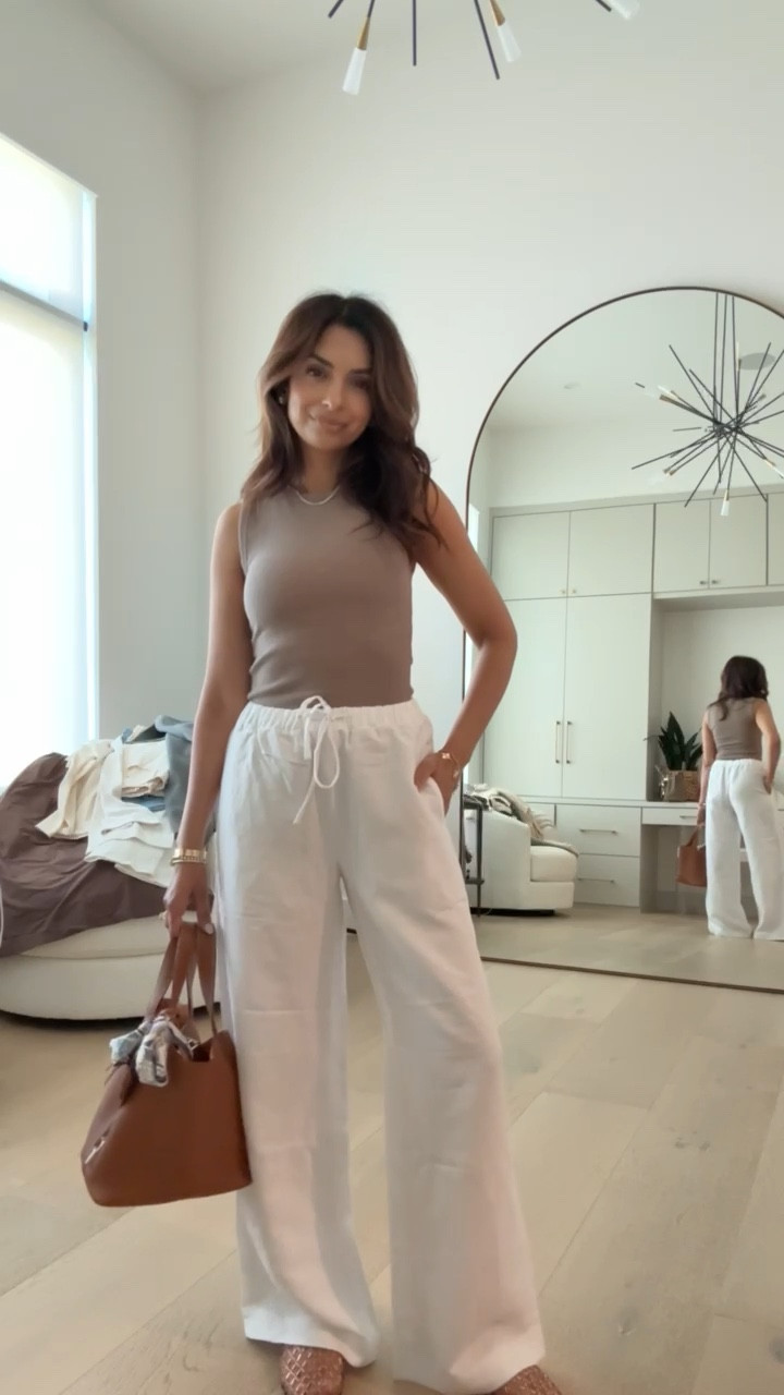 Spring outfit of the day! Both pieces are from Abercrombie and are 25% off with my exclusive code. I’m wearing size XS Short in the pants and XS in the tank! 🤍

#LTKPetite #LTKSpringSale #LTKootd