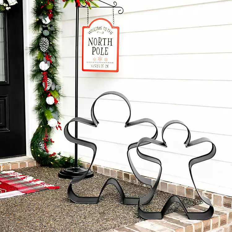 Oversized Gingerbread Men 2-pc. Outdoor Statue Set | Kirkland's Home