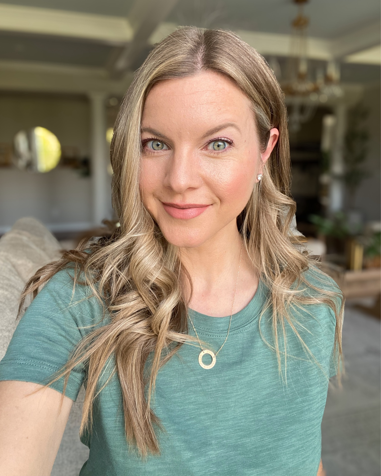 #softautumn makeup of the day
Pretty J. Crew blue-green t-shirtt