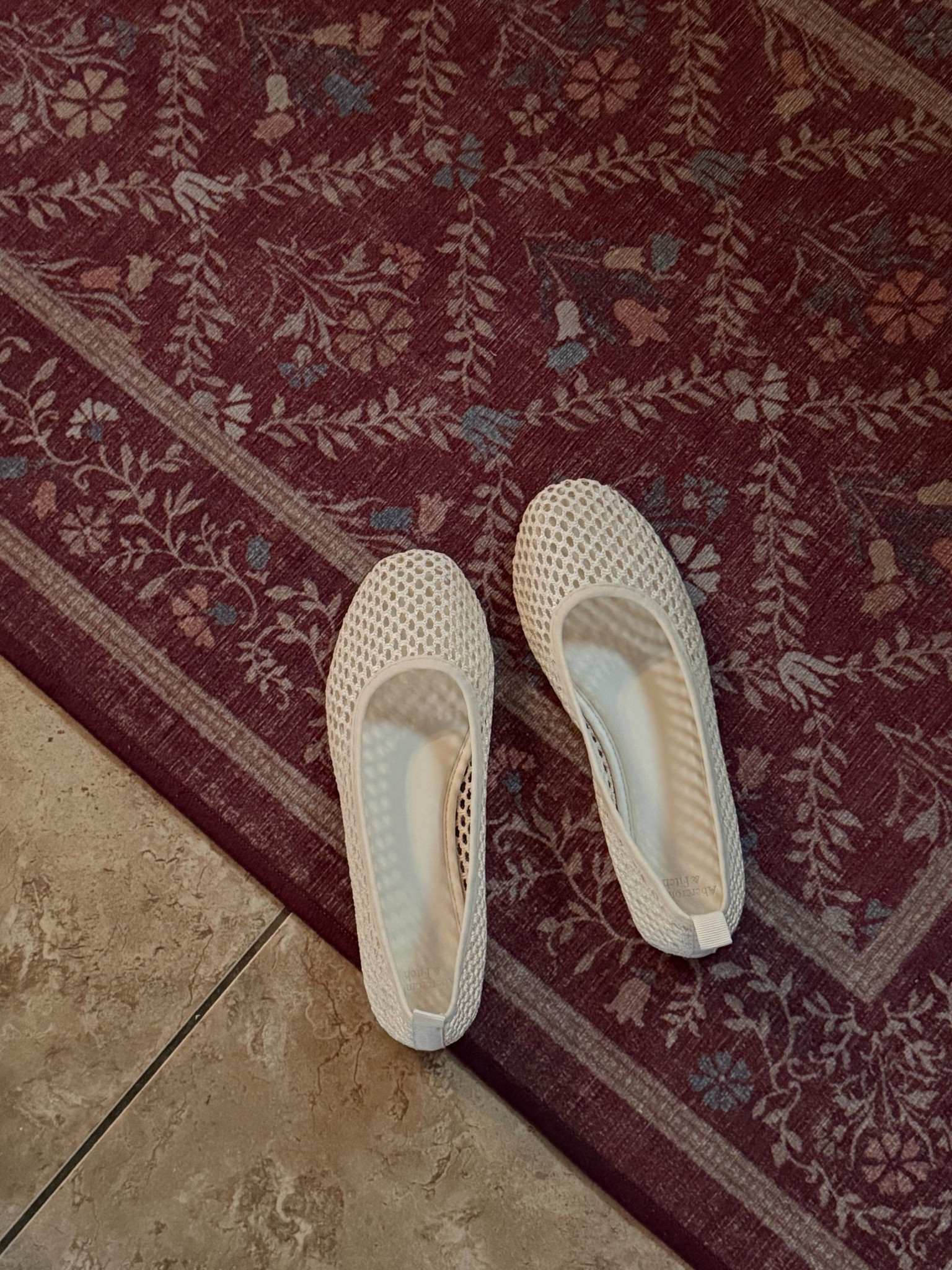 Abercrombie woven ballet flats 😍 Run a little big so I went down half size. They’re 40% off rn + an extra 15% off with the code AFKATHLEEN
My rug is on sale too!

#LTKSaleAlert