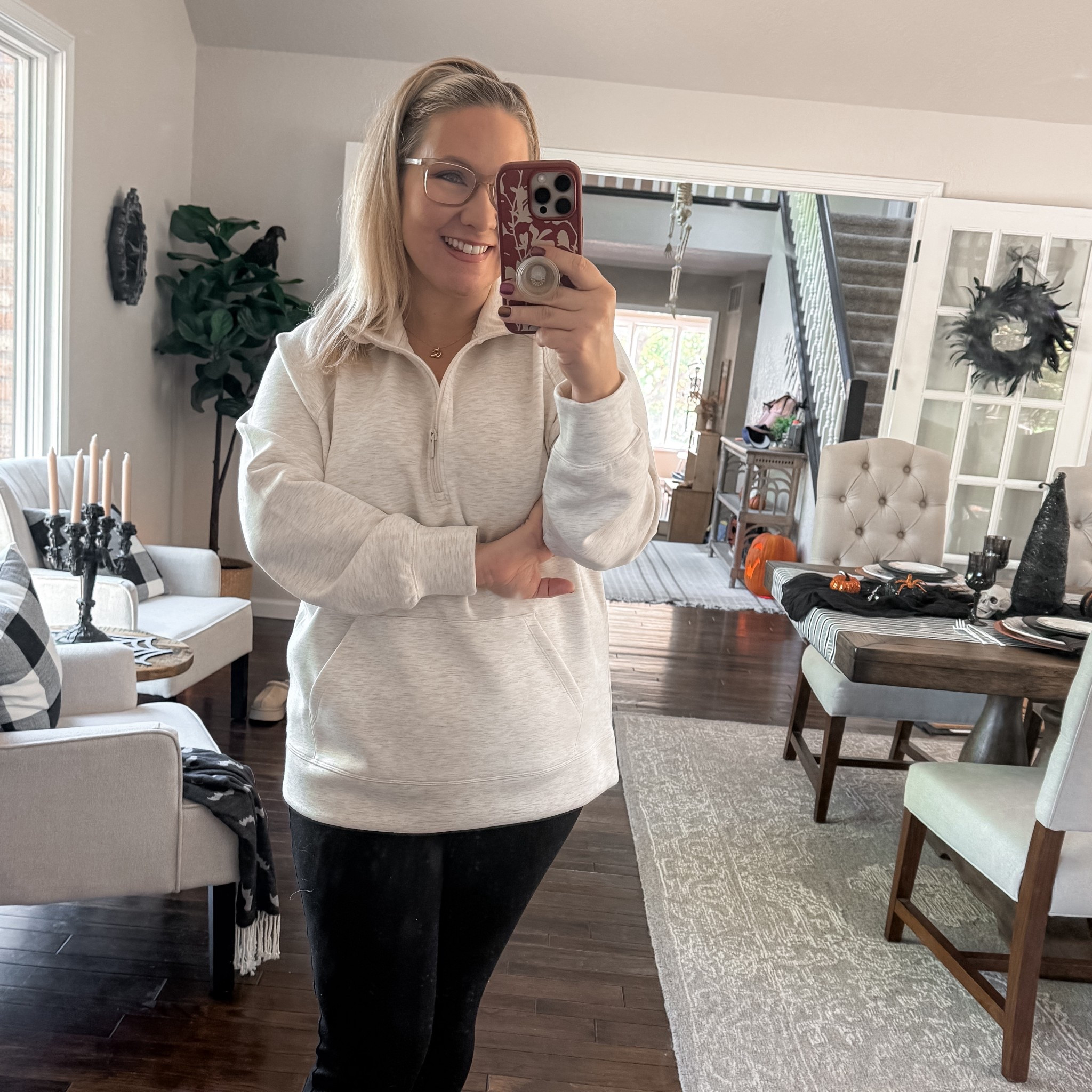 Love this half zip. It’s so comfy and the materiel makes it feel elevated. Wearing a size L

#LTKMidsize #LTKFindsUnder50 #LTKActive