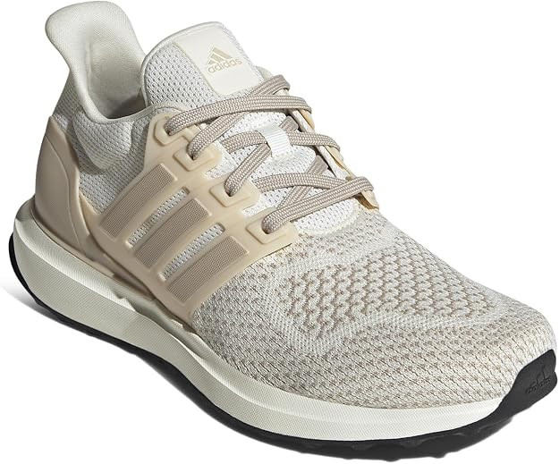 adidas Women's Ubounce DNA Sneaker | Amazon (US)