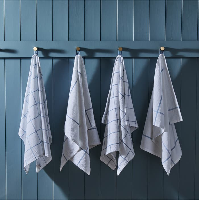 Essential Set of 4 Flour Sack Kitchen Towels | Nordstrom