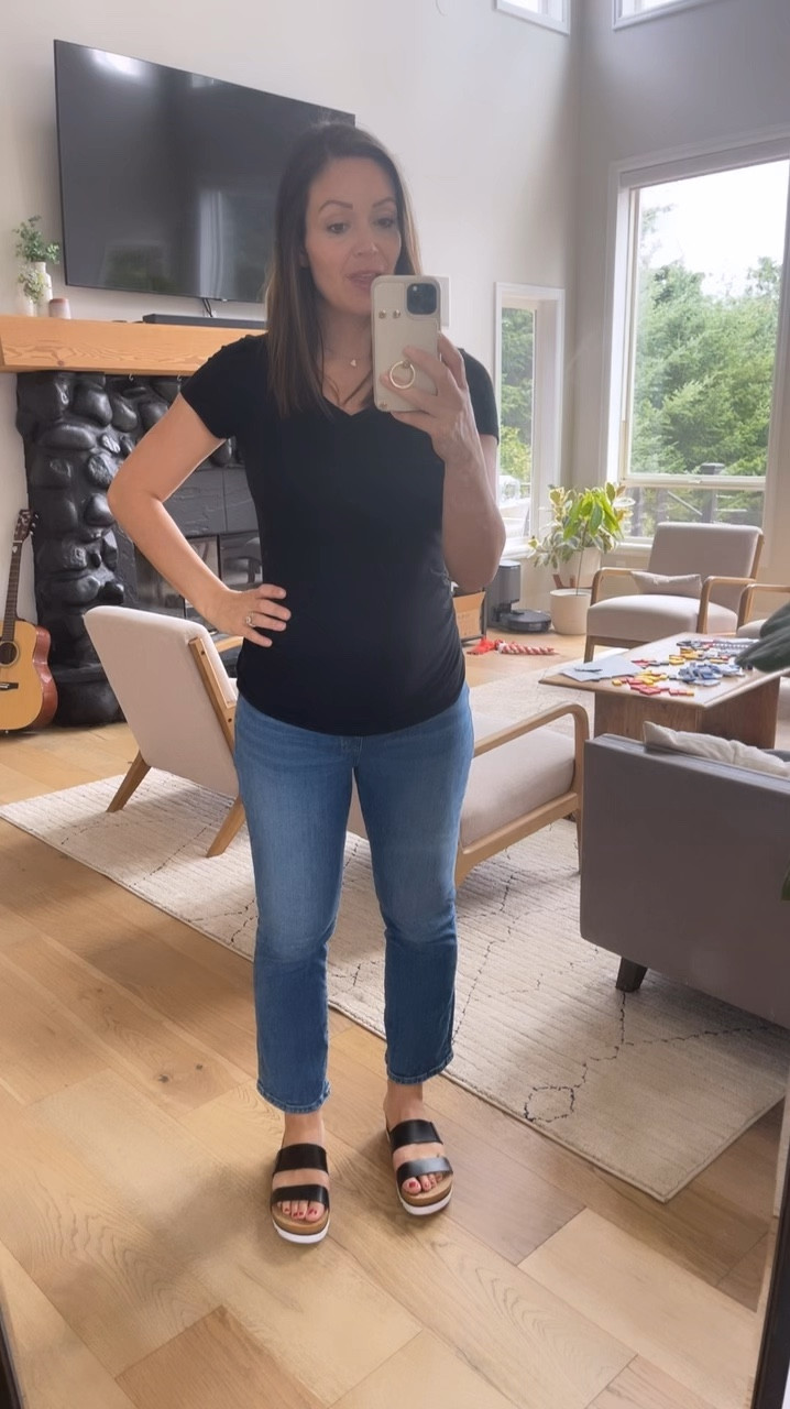 Maternity jeans that are actually comfortable! 🙌🏼

#maternity #sandals

#LTKBump #LTKSummerSales #LTKFindsUnder50
