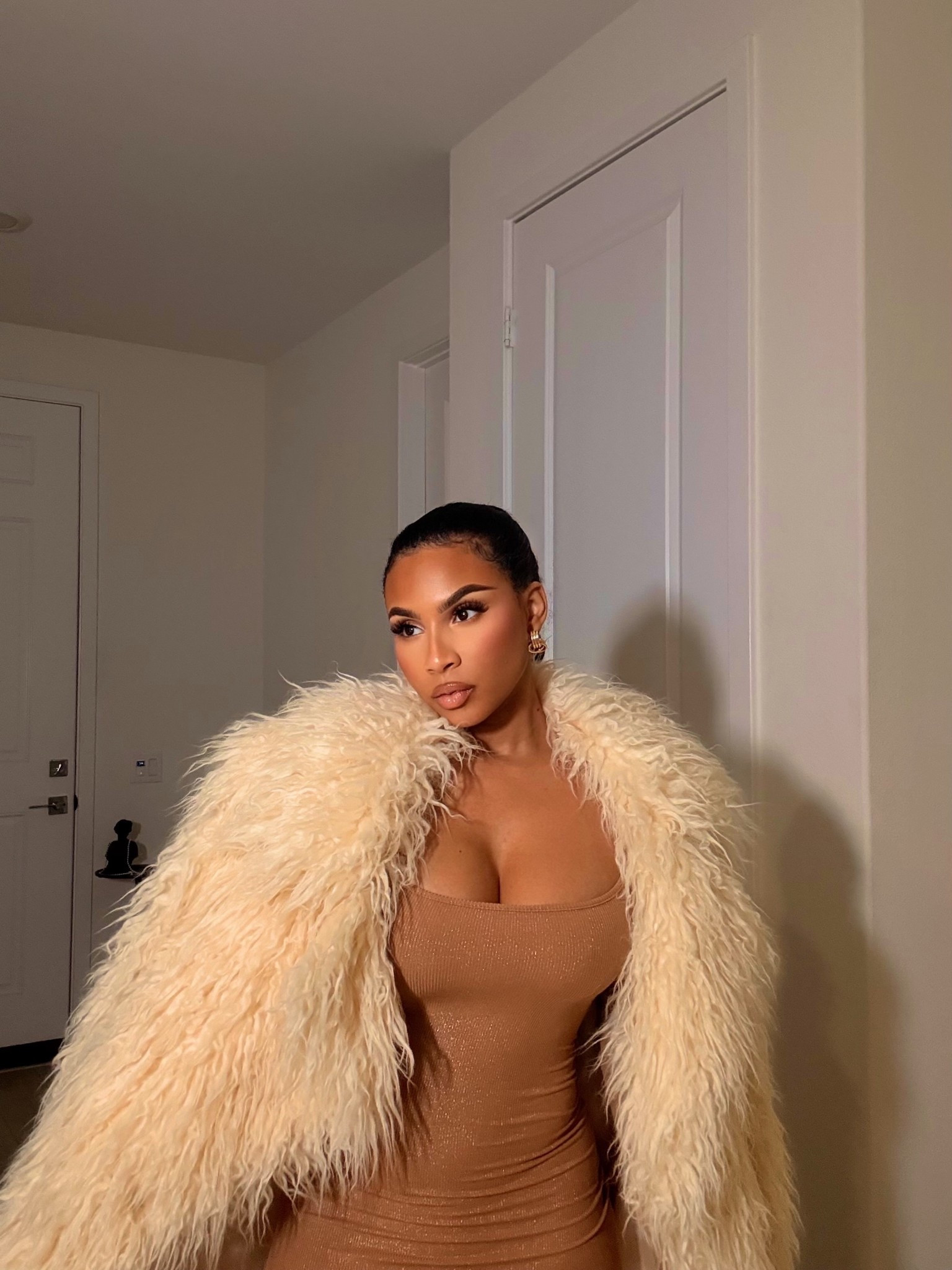 But before fur season comes to an end 🤍

#LTKootd #LTKBeauty #LTKgrwm