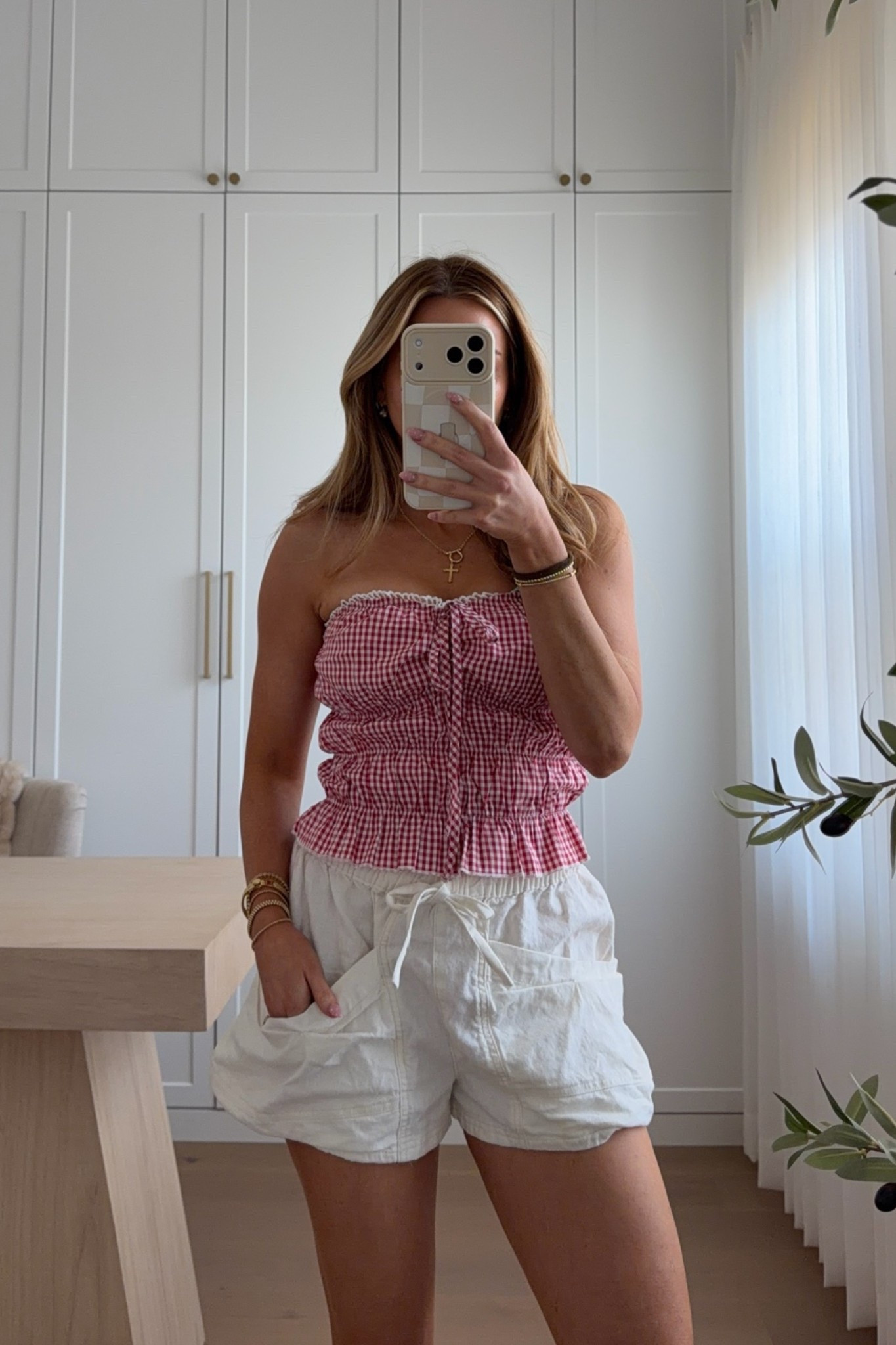 top: xs // shorts: xs
