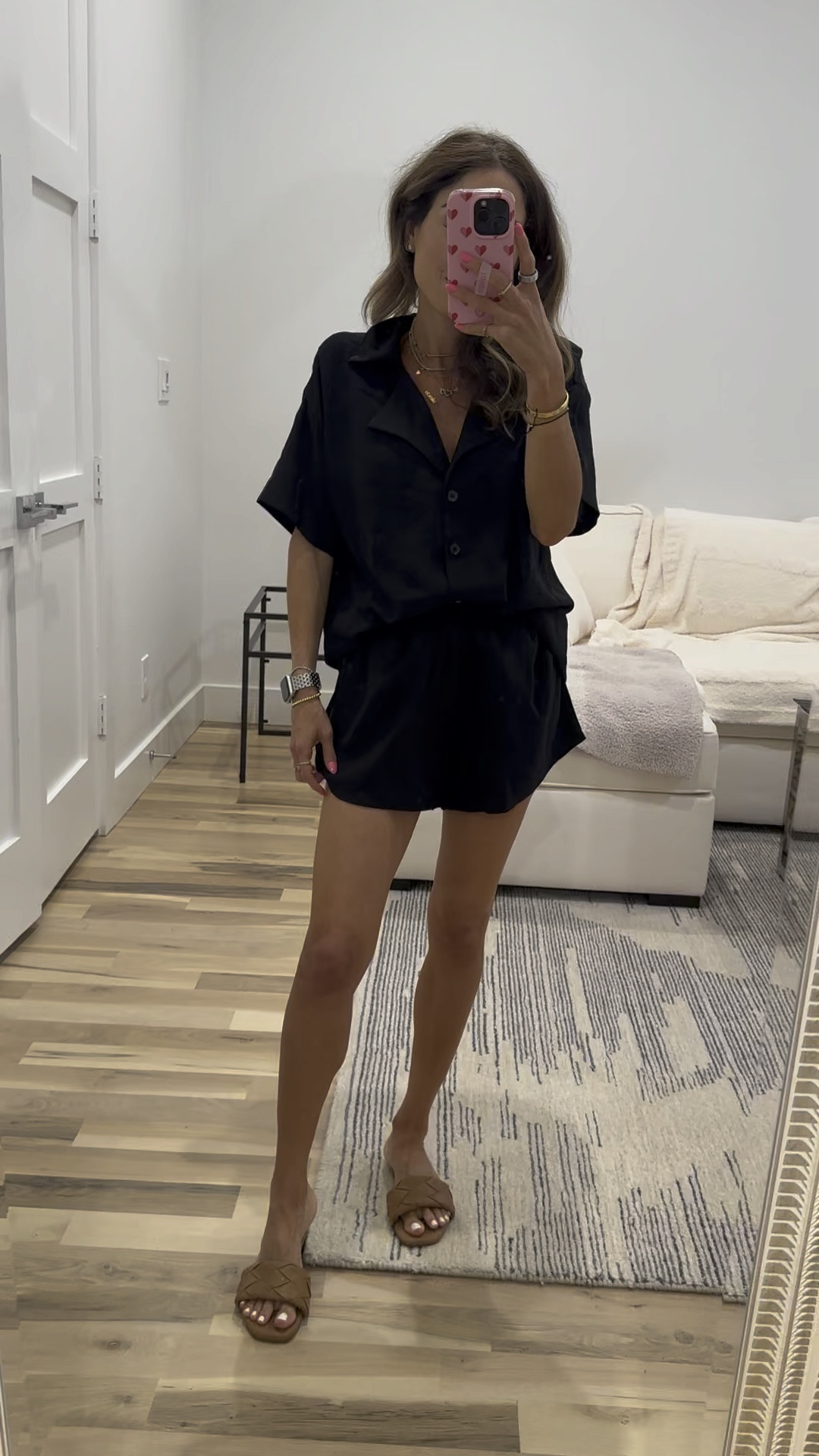 Black set size Xs comfy sandals size 7 

#LTKFindsUnder50 #LTKFindsUnder100