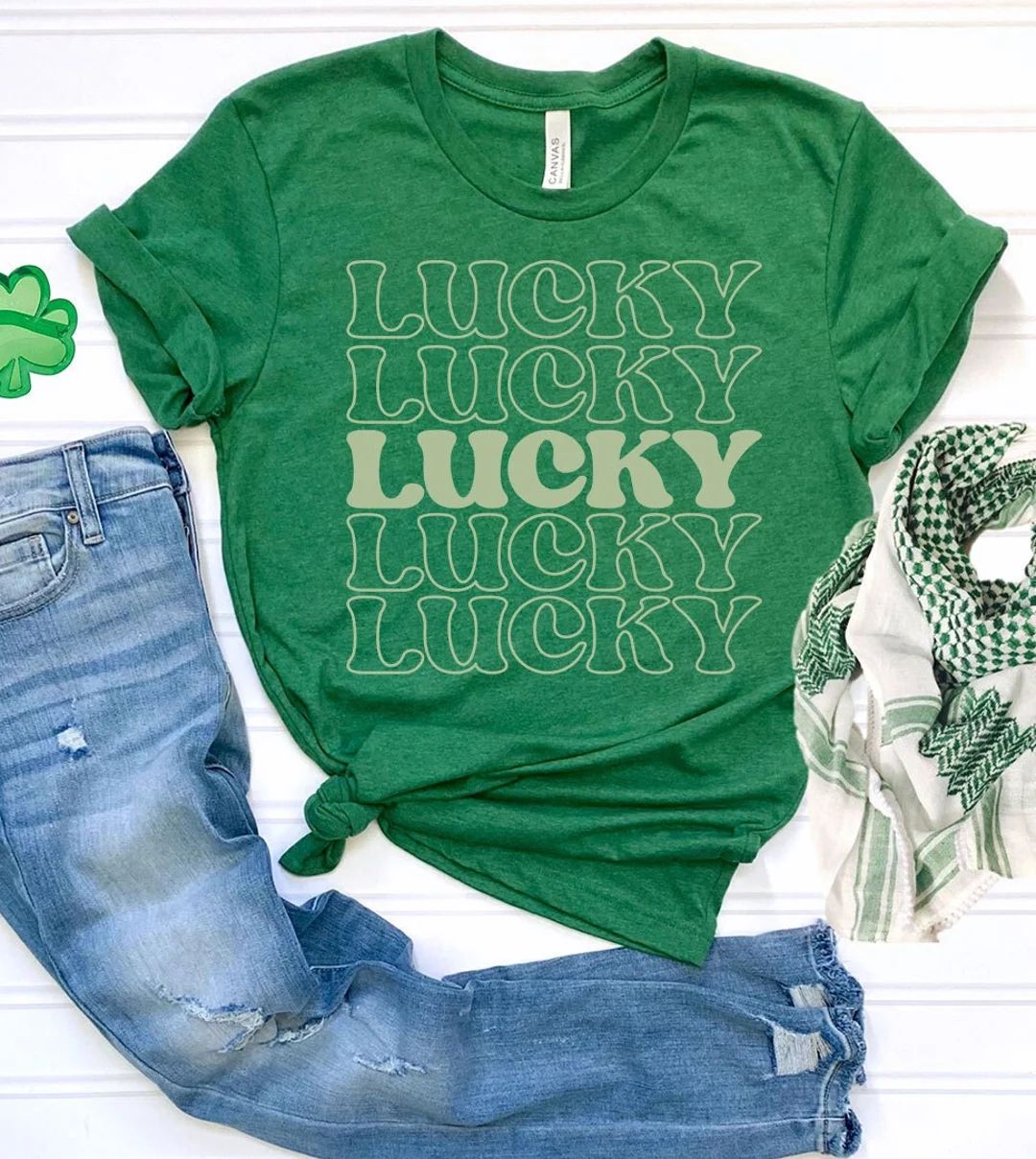Lucky Retro St Patrick's Day T-shirt  Vintage St Patricks - Etsy | Etsy (US)
