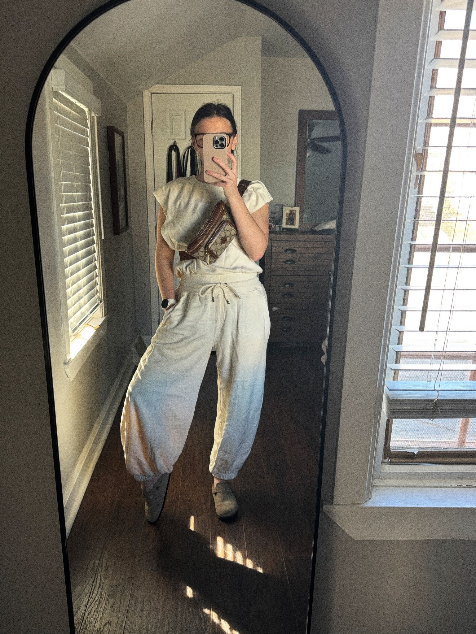 An outfit I wear on repeat!

#LTKootd #LTKmomlife #LTKgrwm