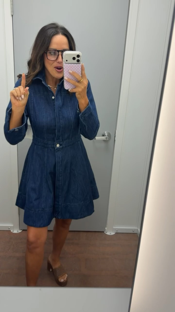 Walmart understood the assignment with this one 🤎👏🏻 giving major Madewell vibes without the Madewell price tag. Such a cute, classic denim dress for fall!

@Walmart 

#walmartfashion #walmartfinds #walmartstyle #walmartfashionfinds #madewelllookalike #madewellvibes #fallfashion #falloutfit #affordablefashion #ltkfinds