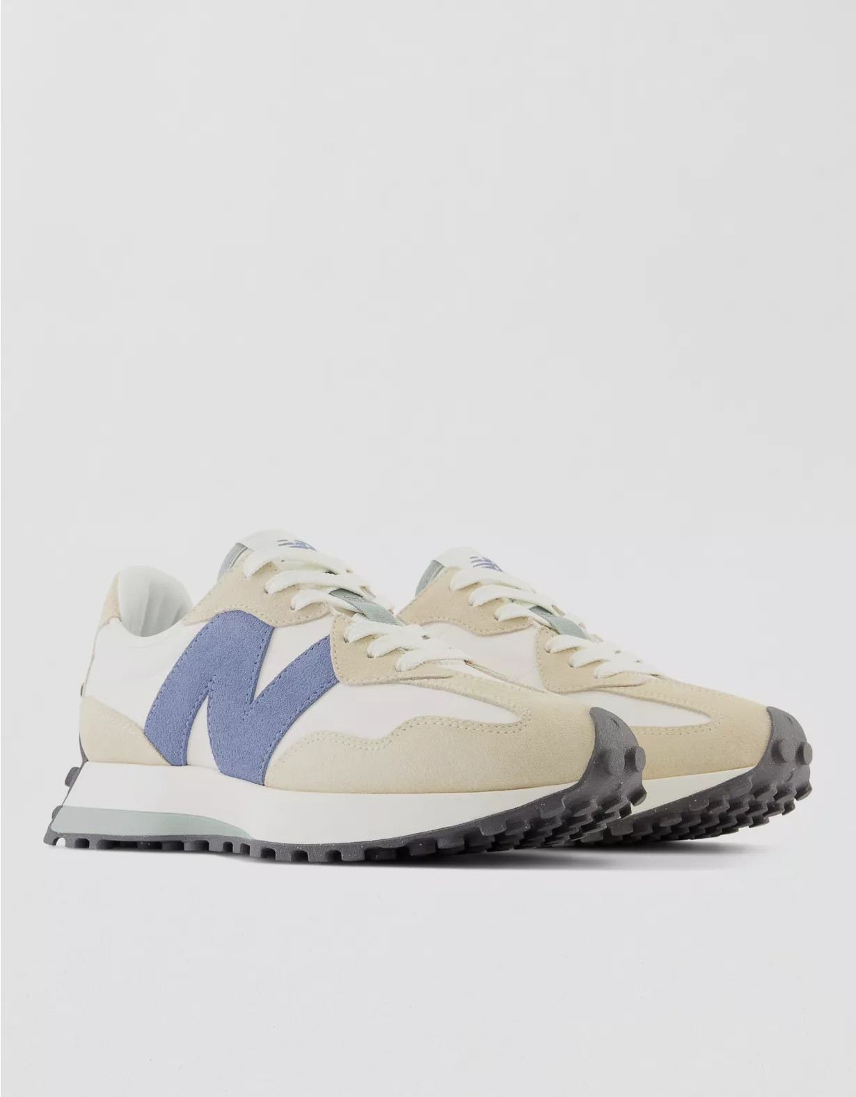 New Balance 327 Sneaker | Aerie