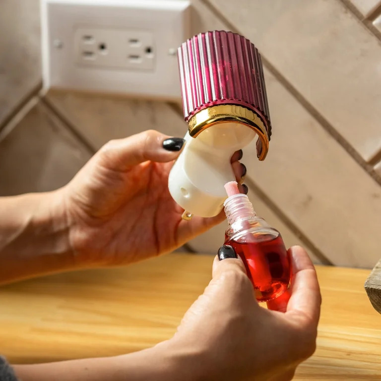 Better Homes & Gardens Aroma Accent Pluggable Ribbed Red + Sliced Apple & Cinnamon Oil Starter Ki... | Walmart (US)