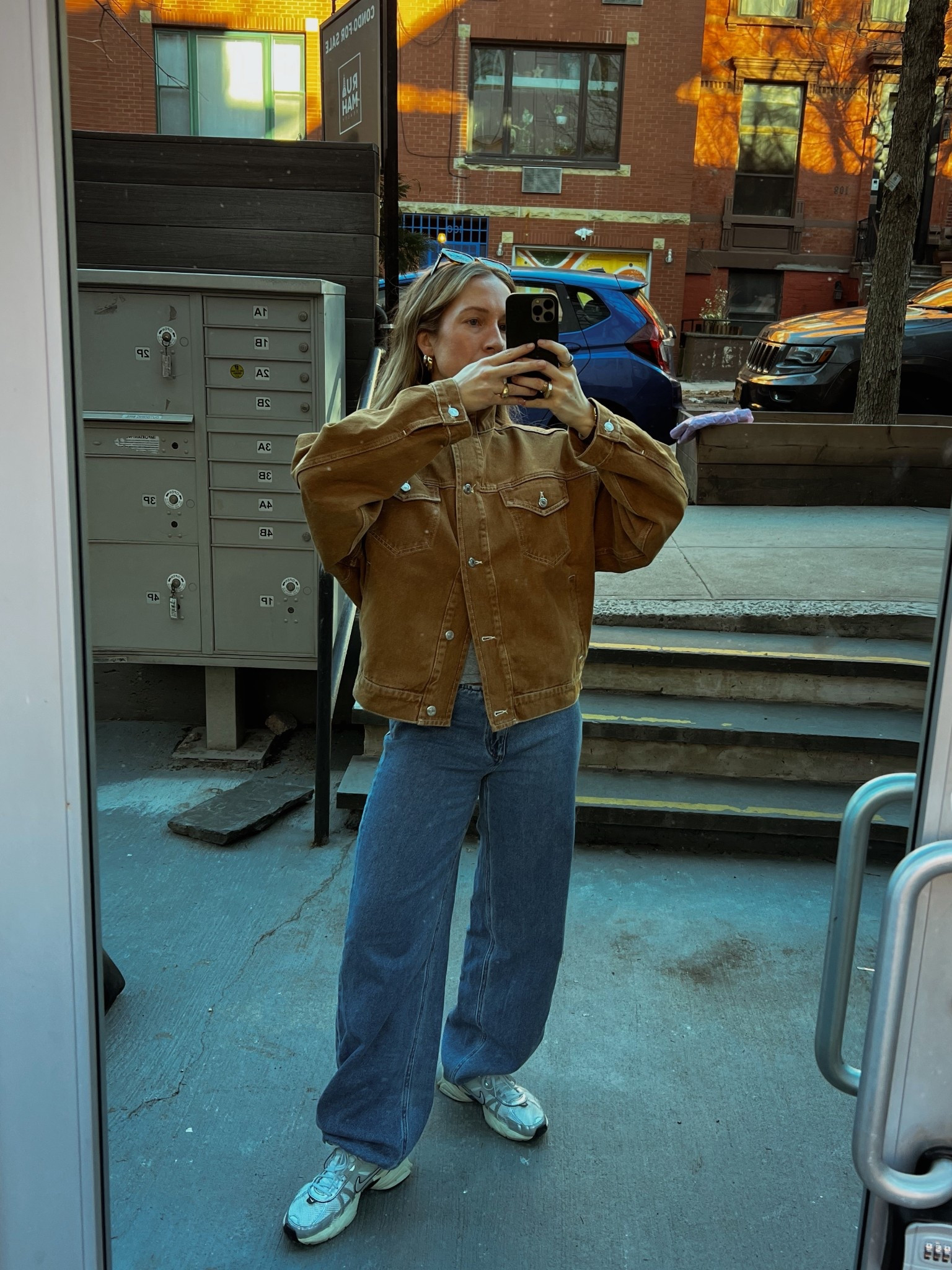 Sized down 2x in these sport jeans! I’m wearing a 25. Tagging the brand/similar styles. 

S in jacket