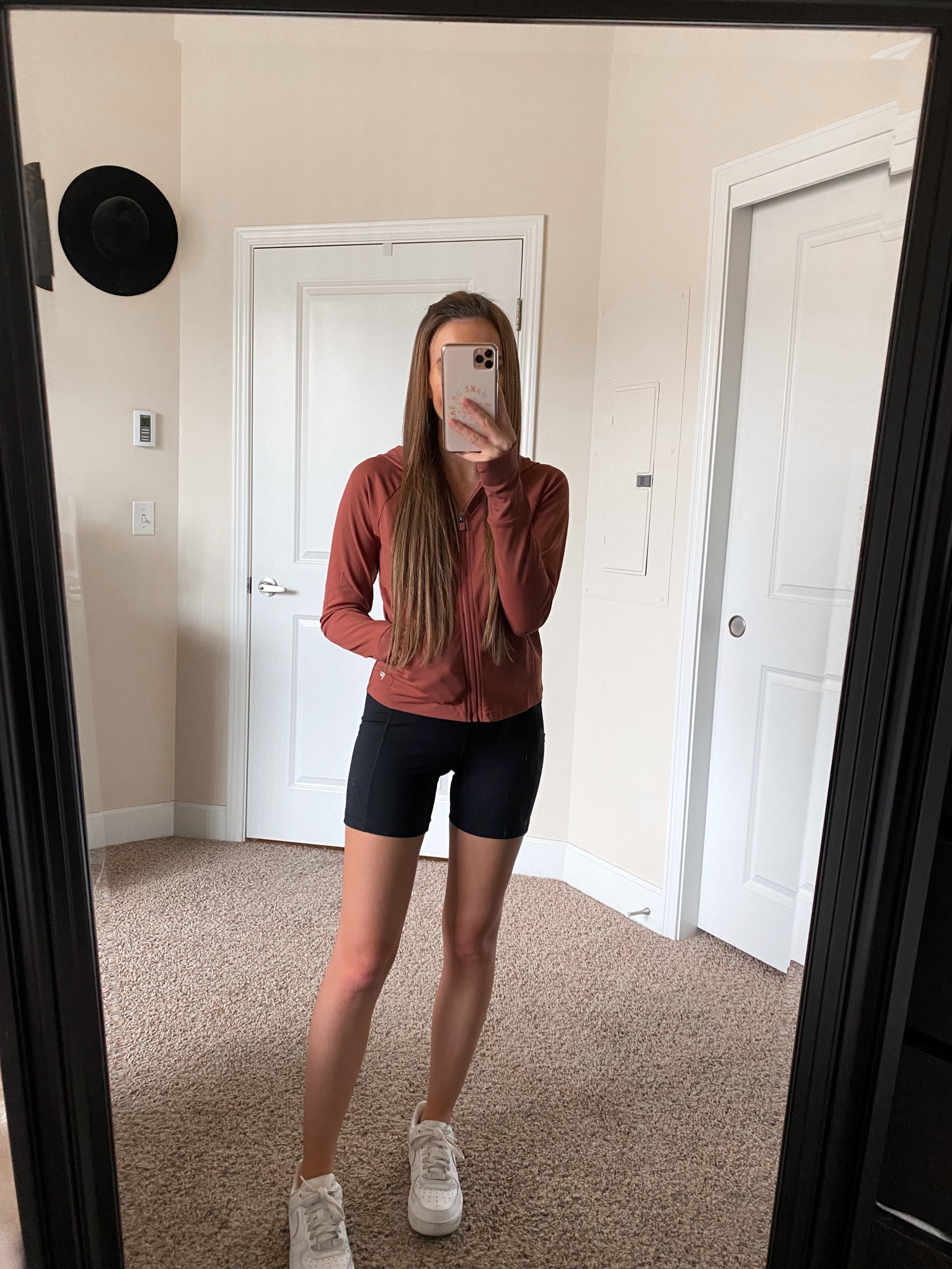 Fabletics zip up hoodie / comes in a ton of colors! Runs tts 

#LTKfit #LTKunder100 #LTKstyletip