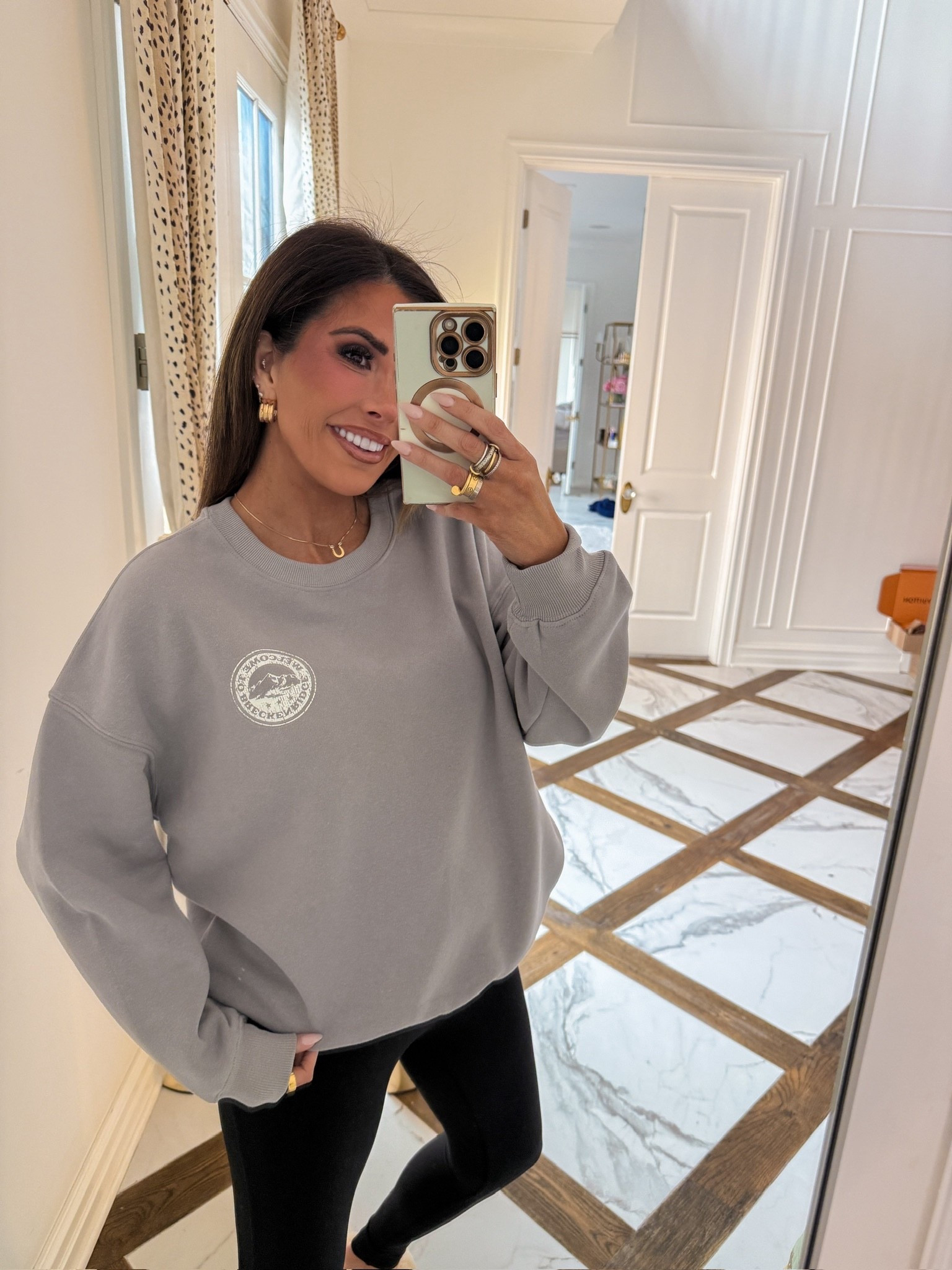 I’m wearing a size medium in this oversized sweatshirt! 

Target Finds, Target Haul, Target Sweatshirt, Breckenridge Sweatshirt, Black Bodysuit, Emily Ann Gemma

#LTKSeasonal #LTKootd #LTKFindsUnder50