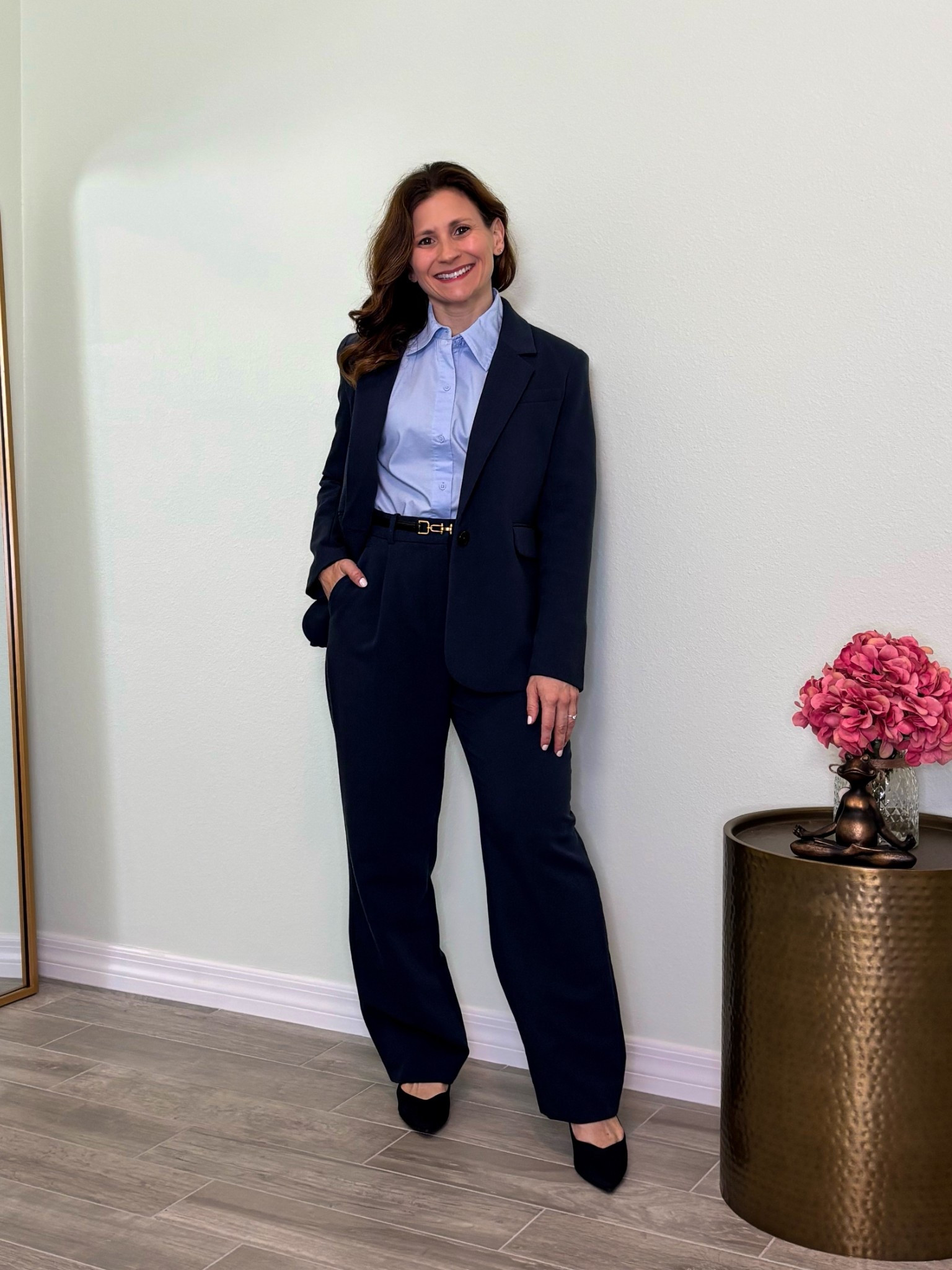 Capsule wardrobe office pants and blazer in sizes for petites

#LTKWorkwear #LTKPetite #LTKSpringSale