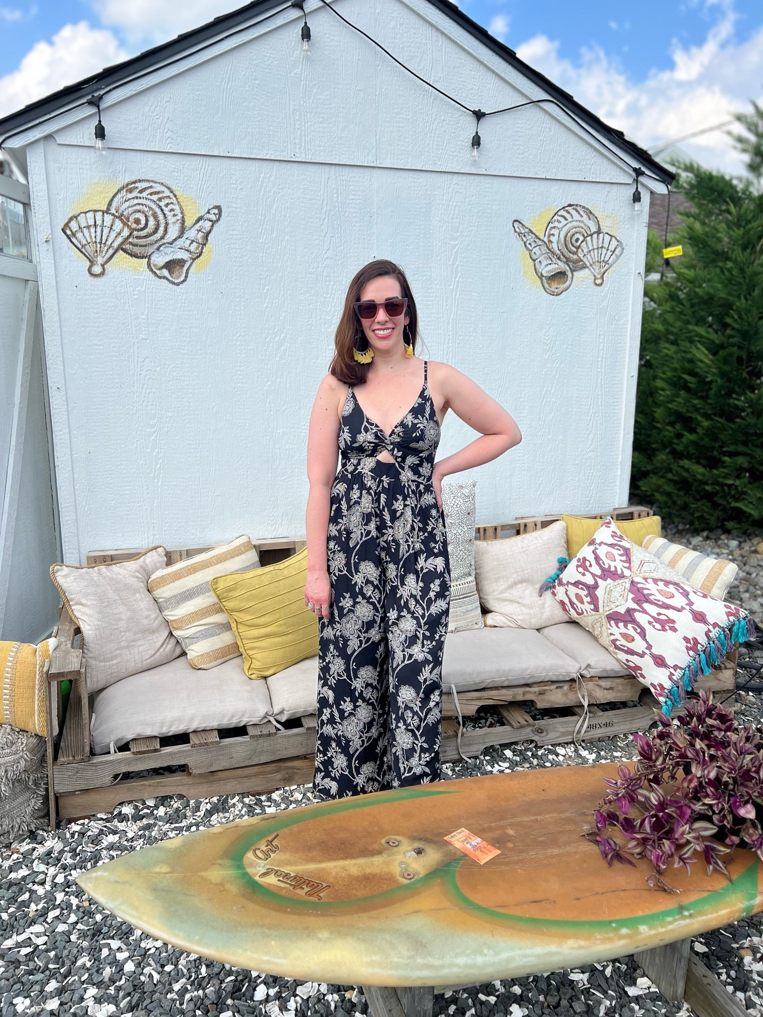 Black and white floral keyhole jumpsuit (s). Yellow sandals (8.5). #jumpsuit #floraljumpsuit #blackjumpsuit #keyholejumpsuit #sandals #yellowsandals #summeroutfit #datenightoutfit
date night outfits

#LTKootd #LTKSeasonal