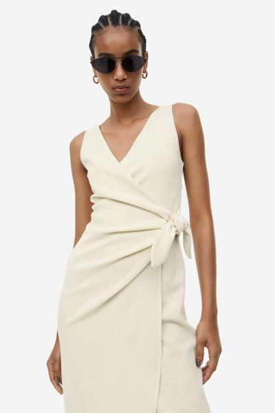 V-neck Wrap Dress | H&M (US + CA)