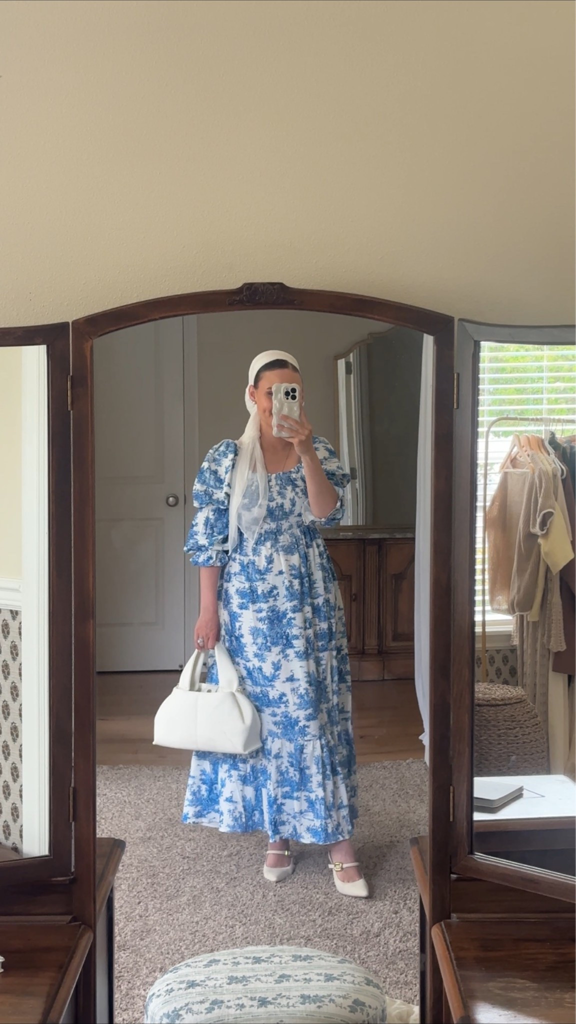 The prettiest dress!

Summer spring long sleeve tier sleeve balloon sleeve ruffles cottage core charm designer inspired bag accessories bump friendly nursing friendly phone case aesthetic

#LTKootd #LTKgrwm #LTKmomlife