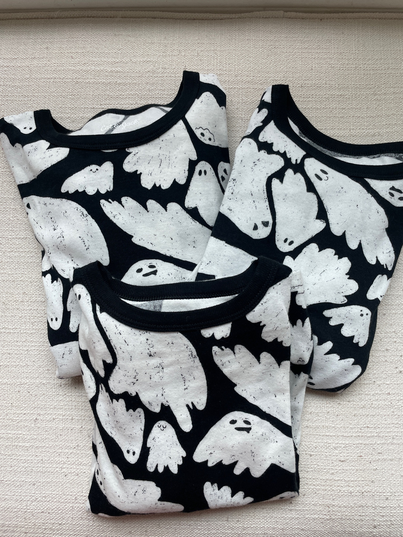 $12 kids #halloweenpjs 

#LTKSeasonal #LTKfamily #LTKkids