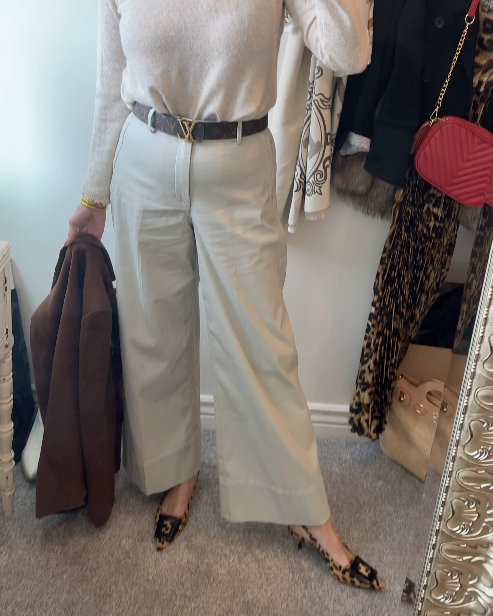 Sunday outfit

Chilly Spring day… calls for trousers, cashmere sweater and blazer with a kitten heels 

Spanx cuffed Chico style trouser, fits tts I am in a med 

Save 15% off with code Deardarcyxspanx 

Double breasted blazer in brown wearing a size Med 

Save 10% with code:DARCY10

Cashmere sweater this one is cotes of London tts
I am linking this and a more affordable option from quince. 
Use code INFG-25DARCY10
To save on your quince order

Leopard kitten heal 

Lv belt linking similar 

Budha girl bracelet set

Gold hoops lisi lurch 
Cross necklace Kendra Scott 
Initial monogram necklace bauble bare 
Mini heart pearl Abbott Lyon 



#LTKWatchNow #LTKWorkwear #LTKOver40